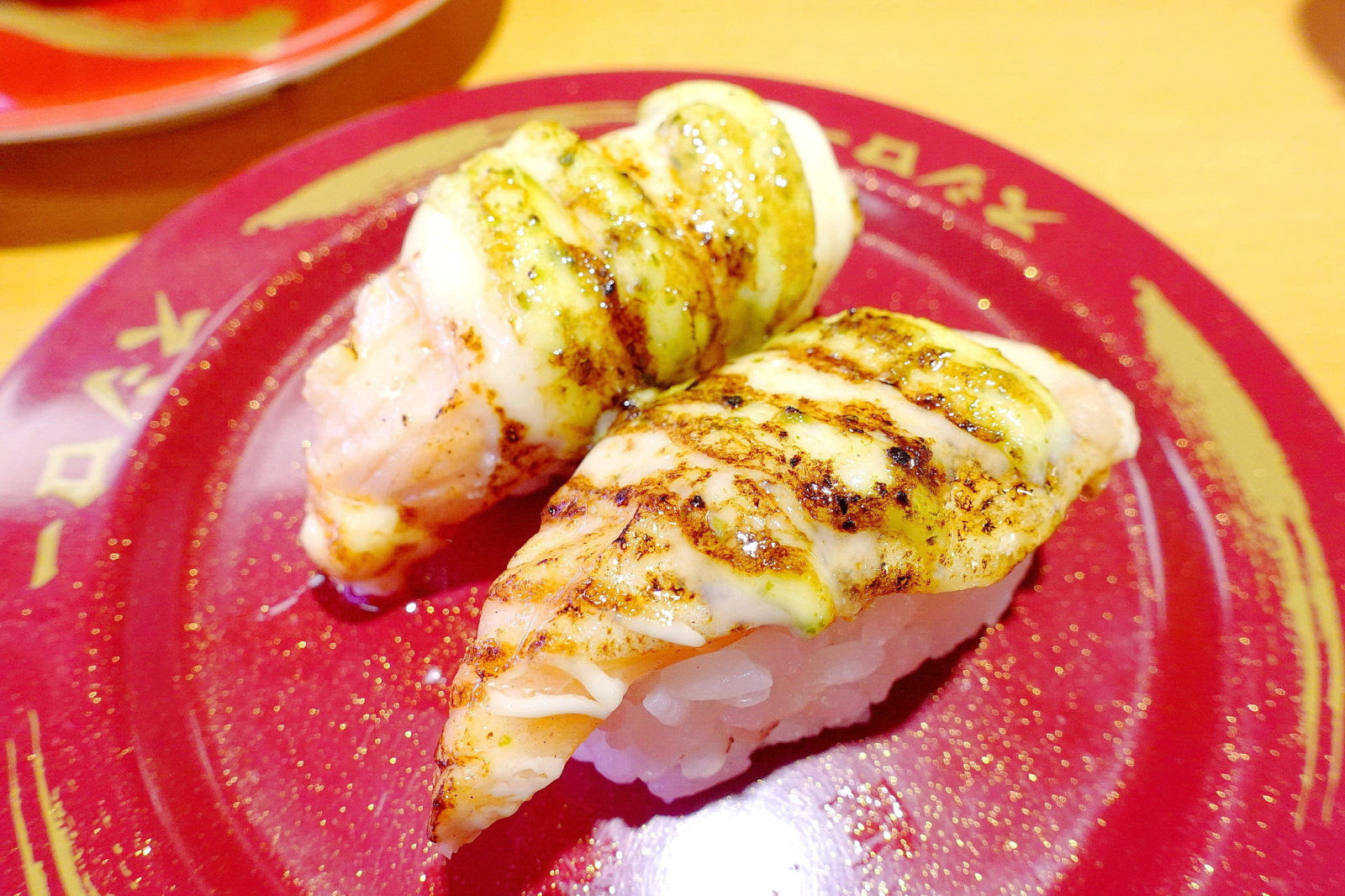 炙燒羅勒鮭魚