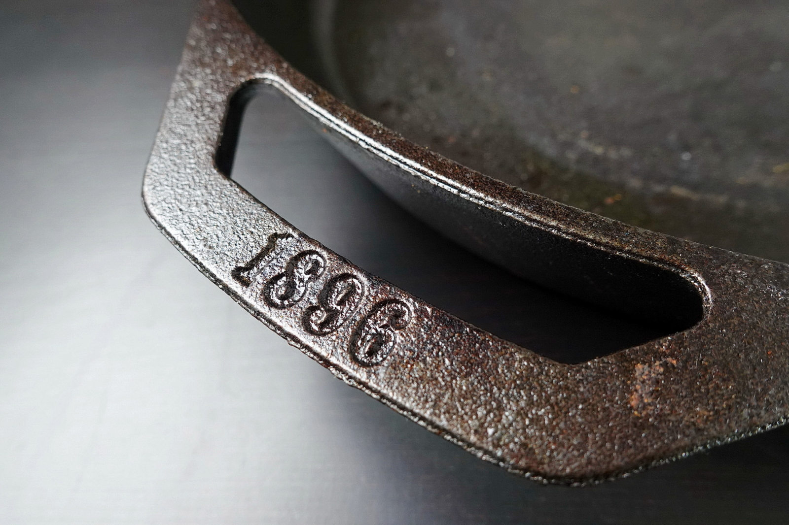Handlle with Engraved 1896