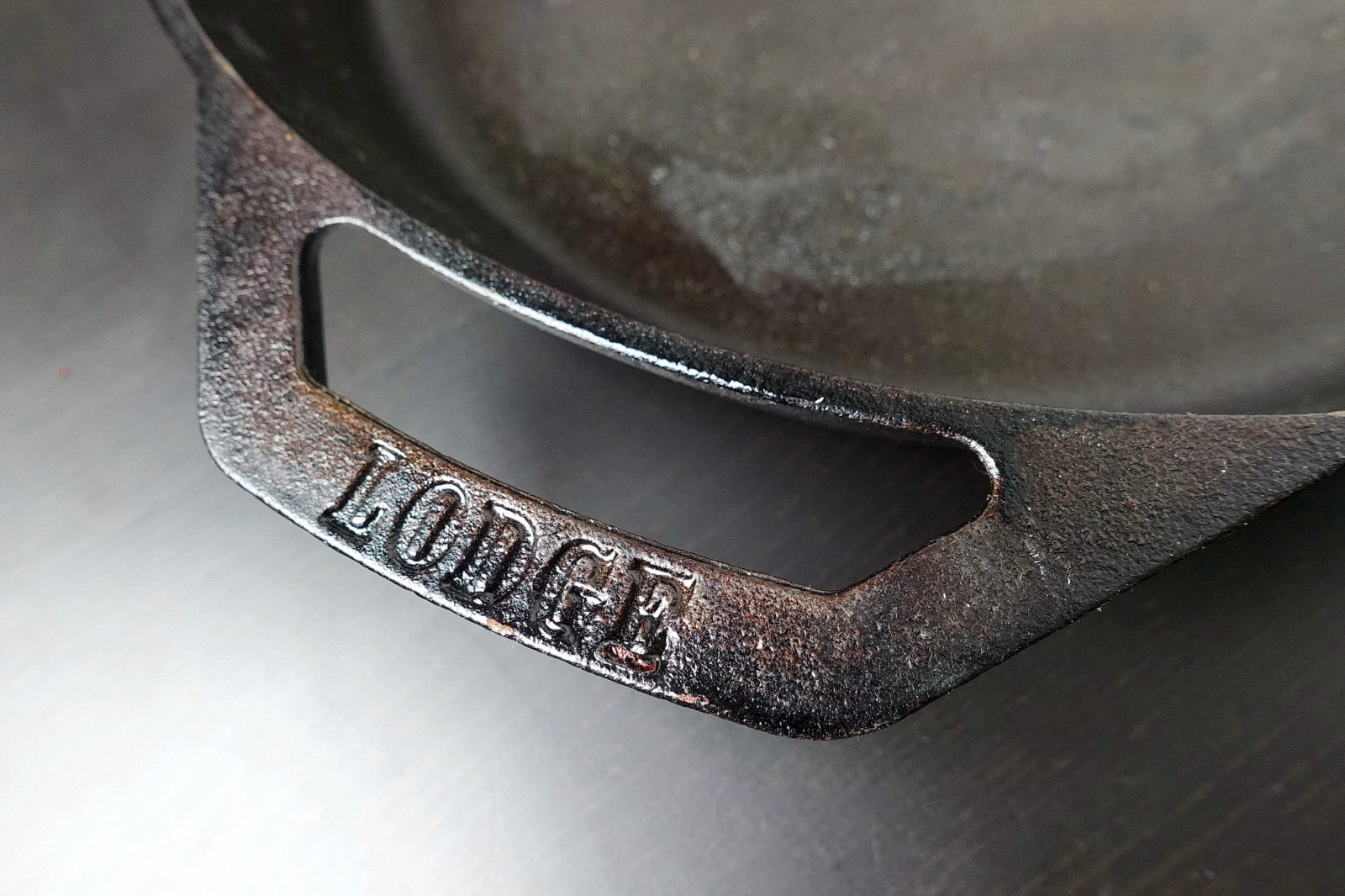 Handlle with Engraved LODGE