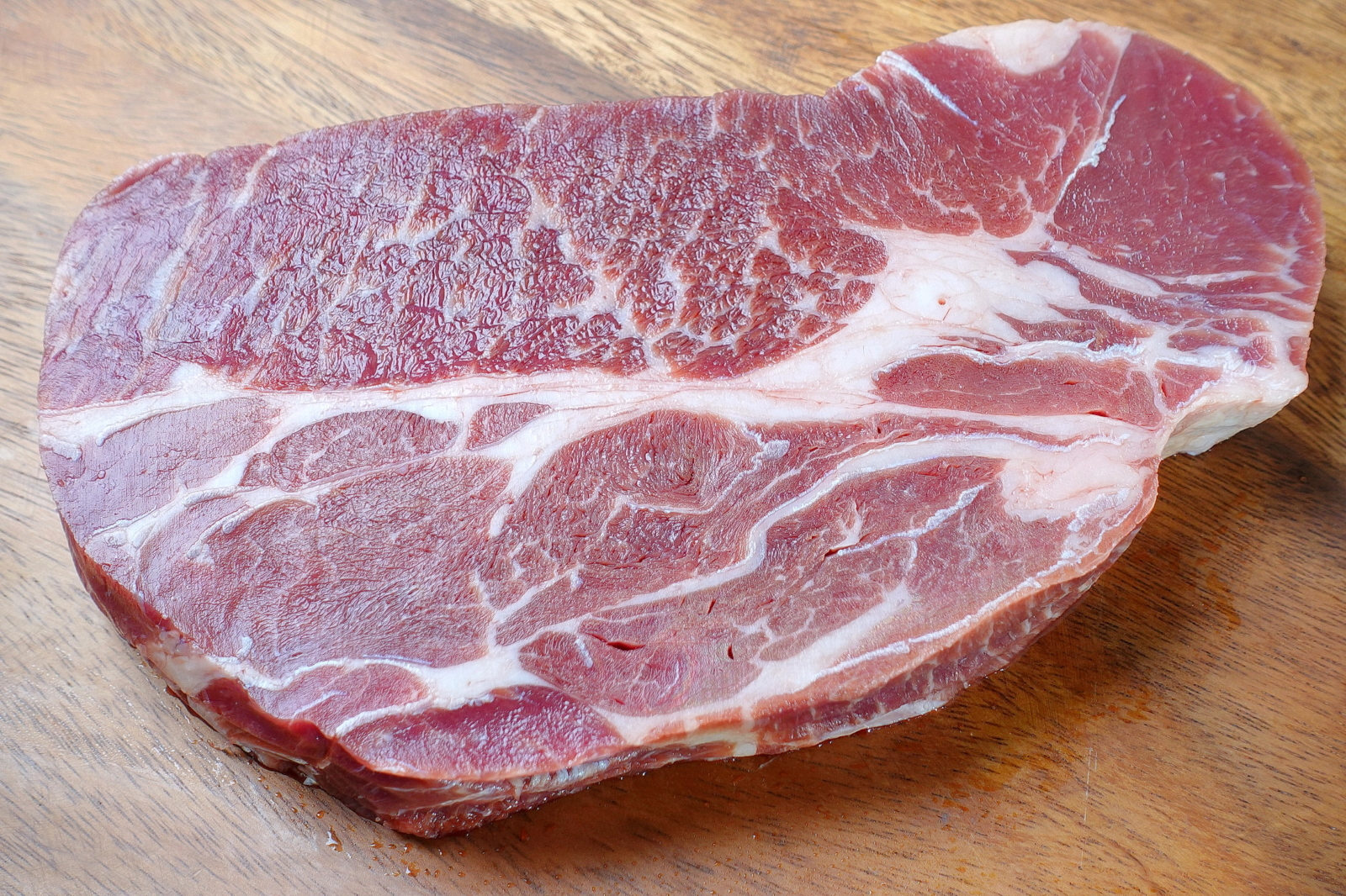 Huge Beef 美國嫩肩巨無霸牛排 - 外觀