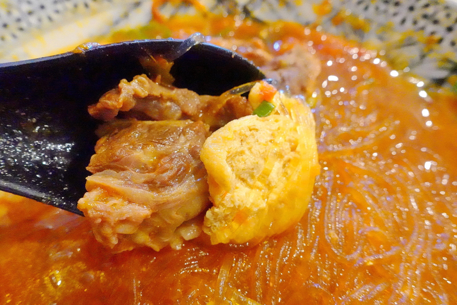 牛腩、油豆腐