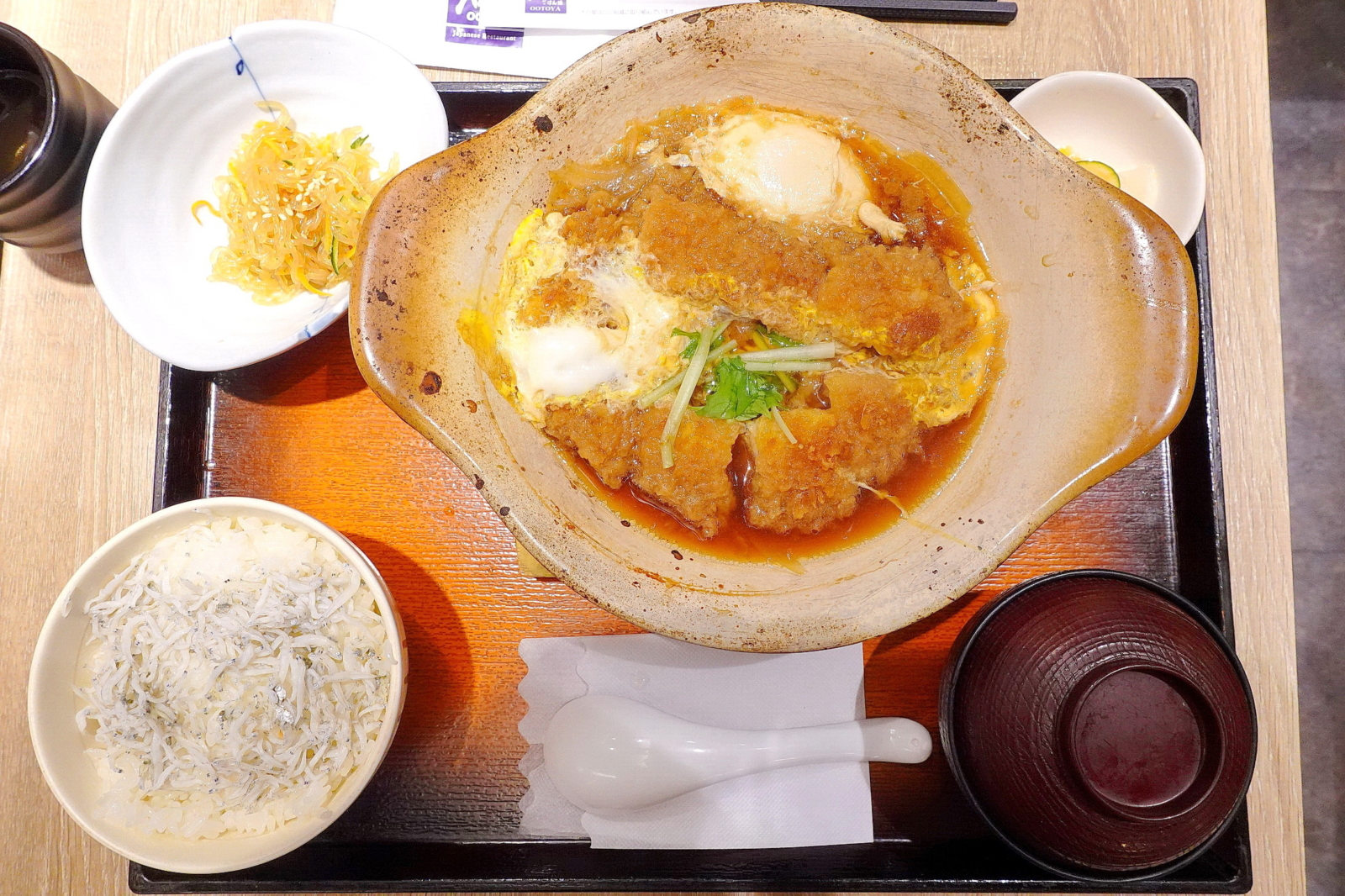 大戶屋,滑蛋豬排鍋定食1