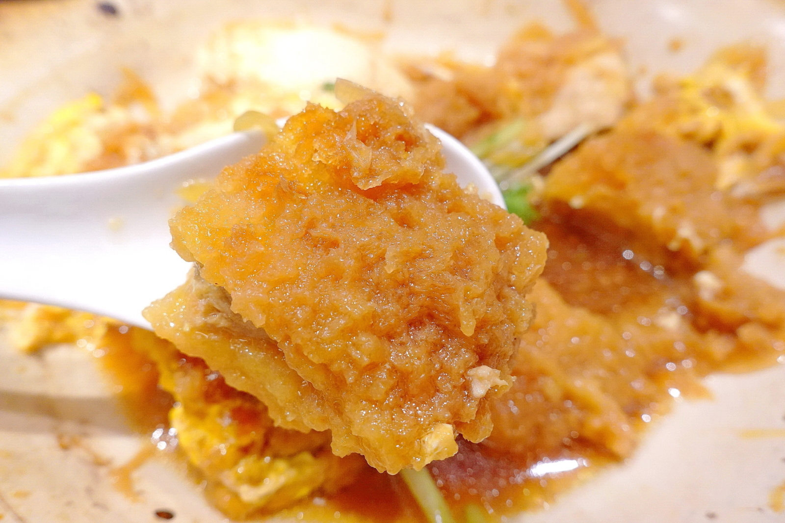 大戶屋,滑蛋豬排鍋定食,豬排特寫3