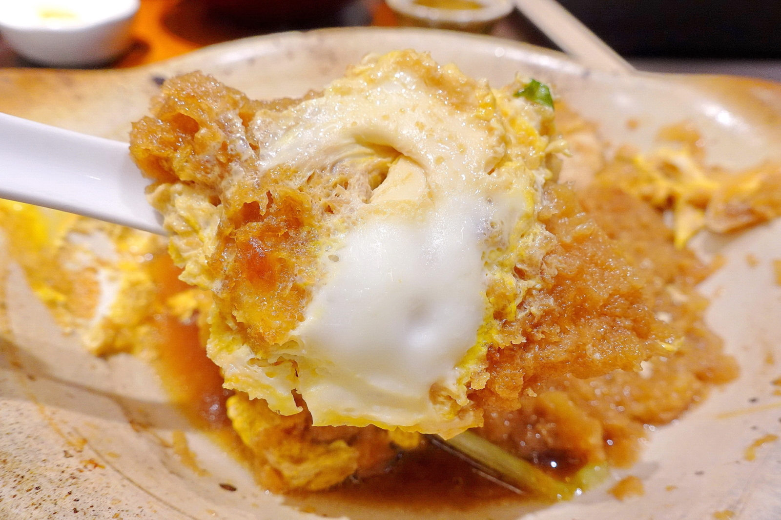 大戶屋,滑蛋豬排鍋定食,滑蛋特寫2