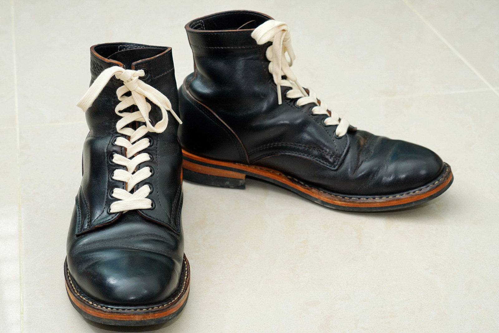 White's MP Service Boots 5Inches Horween CXL BLK 軍警靴, Stylish Pose 1