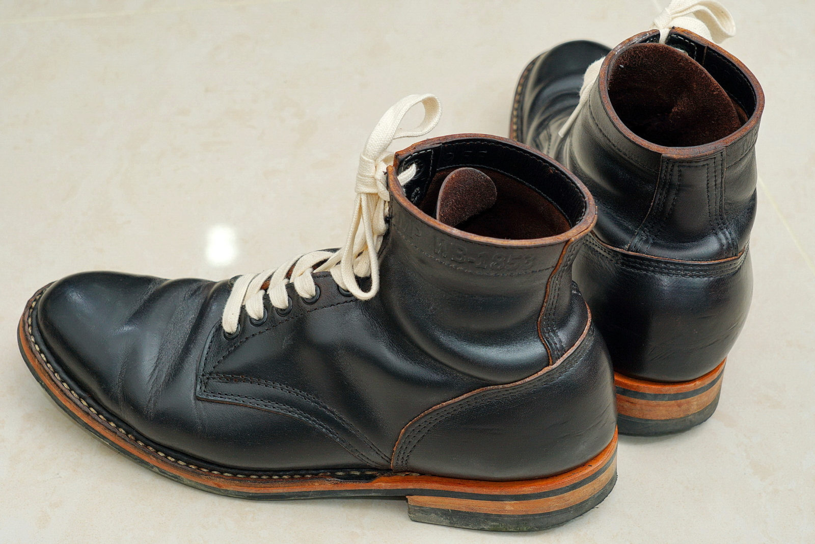 White's MP Service Boots 5Inches Horween CXL BLK 軍警靴, Stylish Pose 3