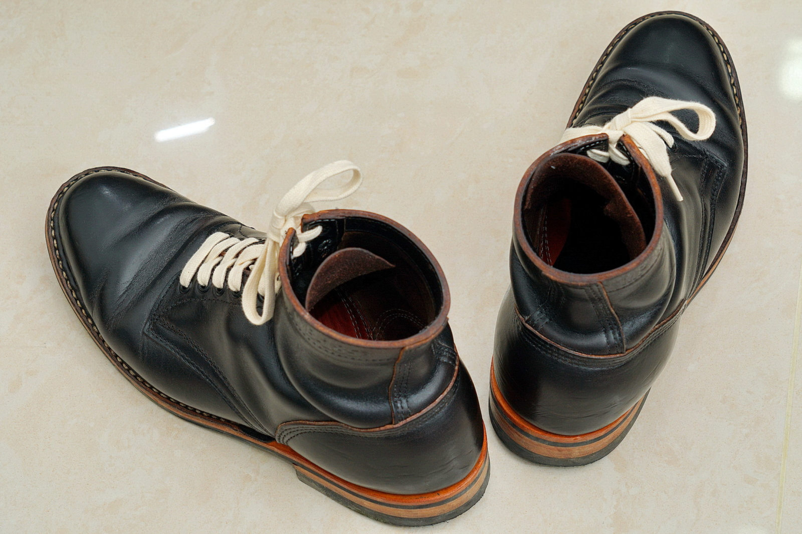 White's MP Service Boots 5Inches Horween CXL BLK 軍警靴, Stylish Pose 4