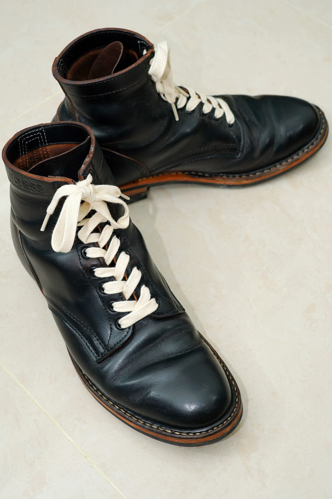 White's MP Service Boots 5Inches Horween CXL BLK 軍警靴, Stylish Pose 6