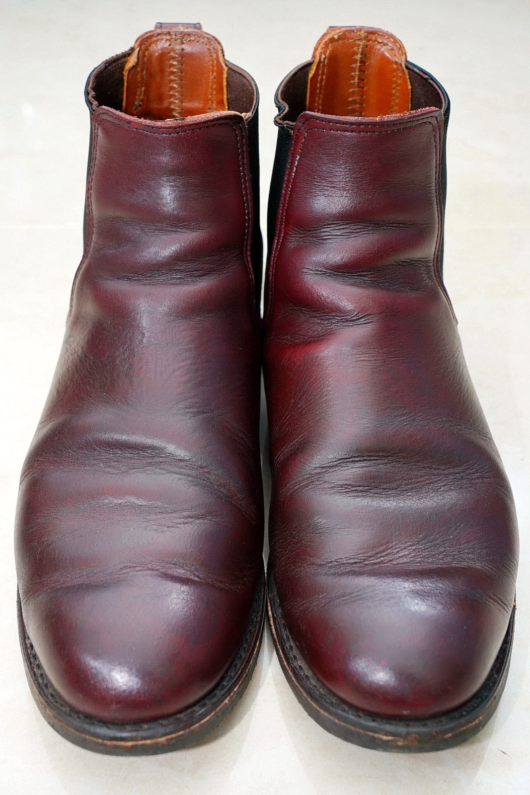 Red Wing 9077,鞋面(正面)