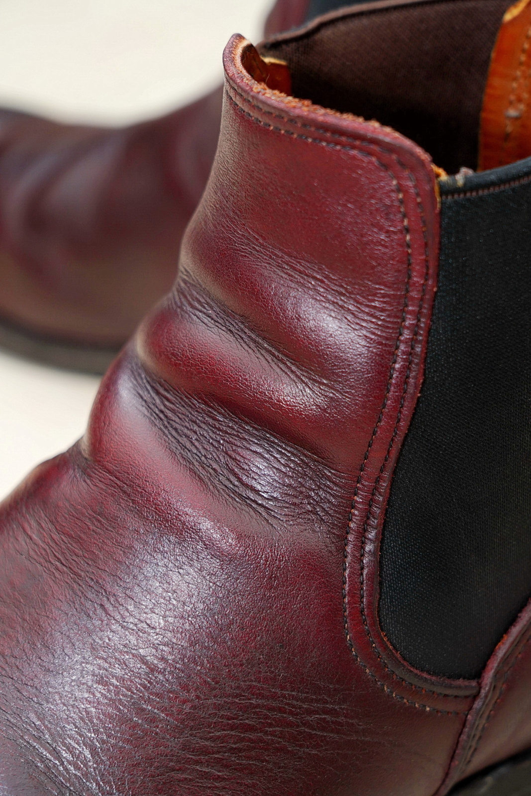 Red Wing 9077,Stylish Pose 12