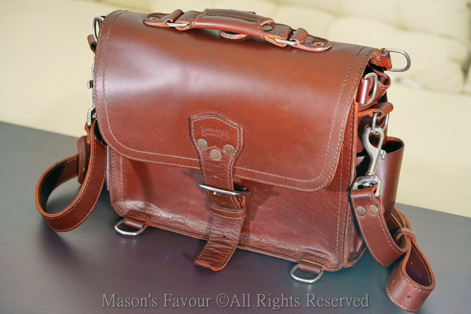 Saddleback Leather Satchel,外觀2