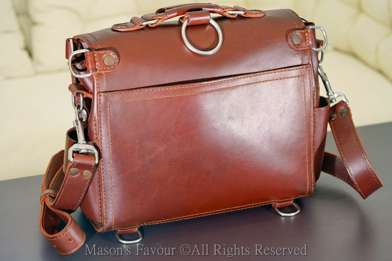 Saddleback Leather Satchel,外觀3