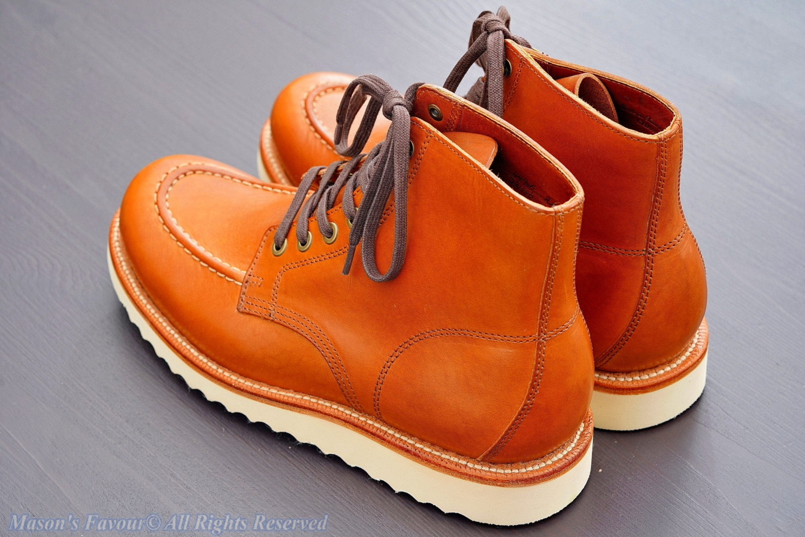 Grant Stone Brass Boot Saddle Tan - Perspective 3
