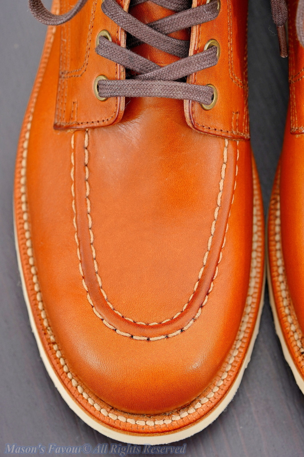 Grant Stone Brass Boot Saddle Tan - Right Toe