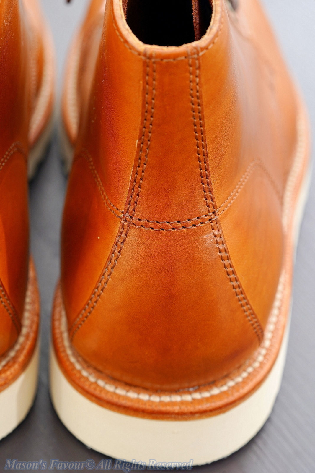 Grant Stone Brass Boot Saddle Tan - Counter 1