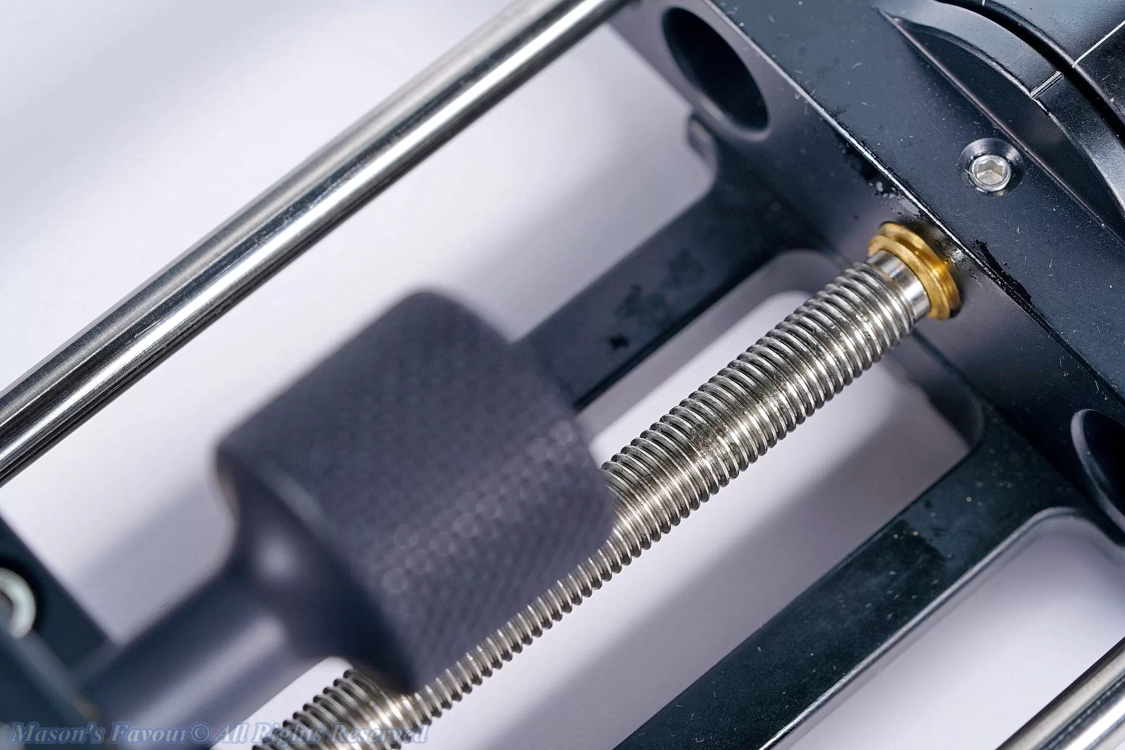 Hejnar Macro Focusing Rail MS5P-10-KS - the Stainless Steel Screw with Broken crests that cut off some metal scrapes from the brass engamenet piece below the camera seat quick release clamp