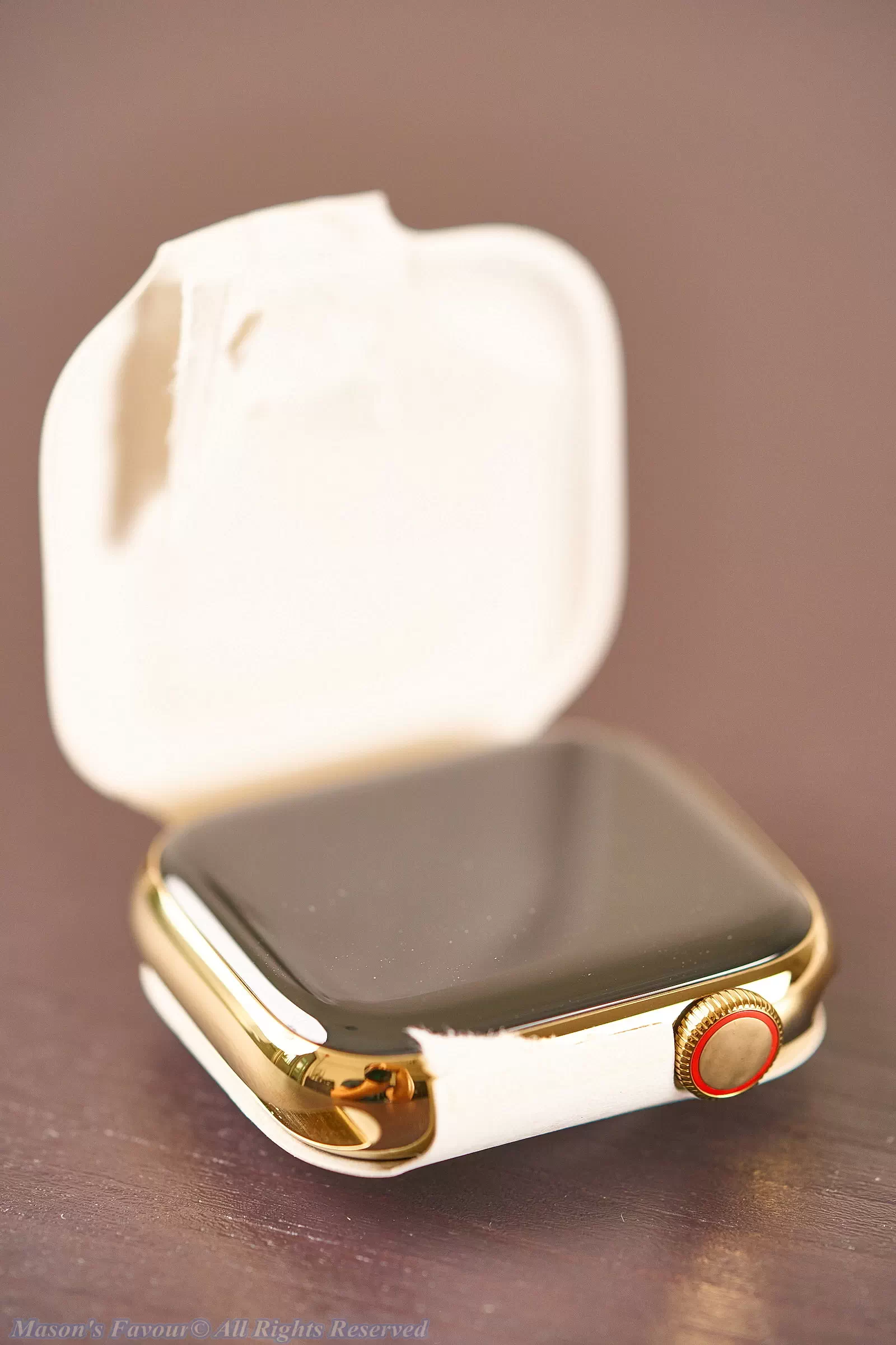 Apple Watch Series 8 - Watch Body uncovered