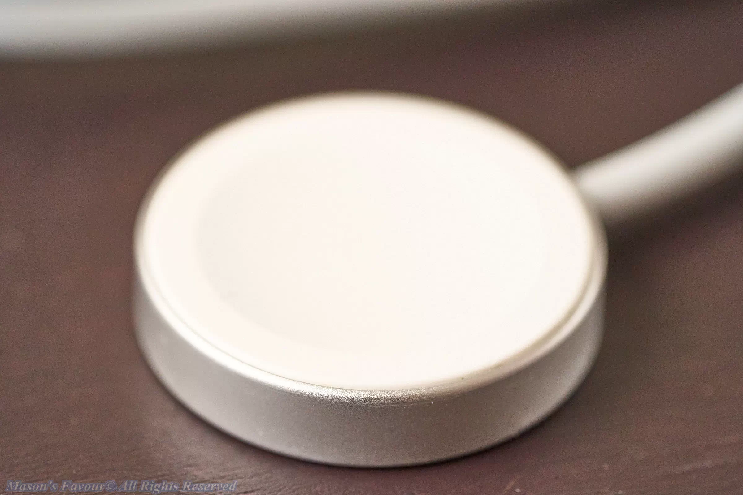Apple Watch Series 8 - Wireless Charger 2