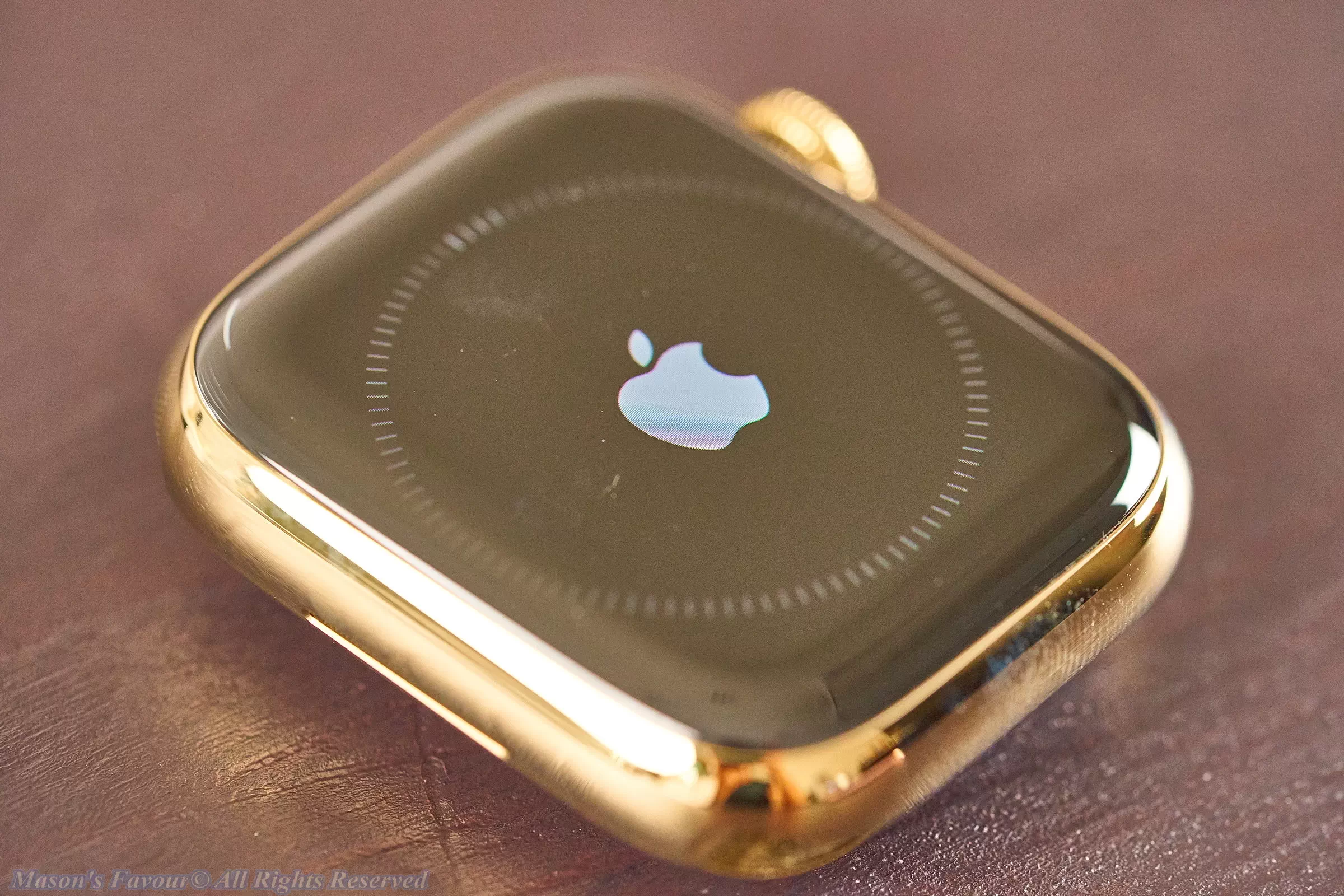 Apple Watch Series 8 - Synchronization with iPhone