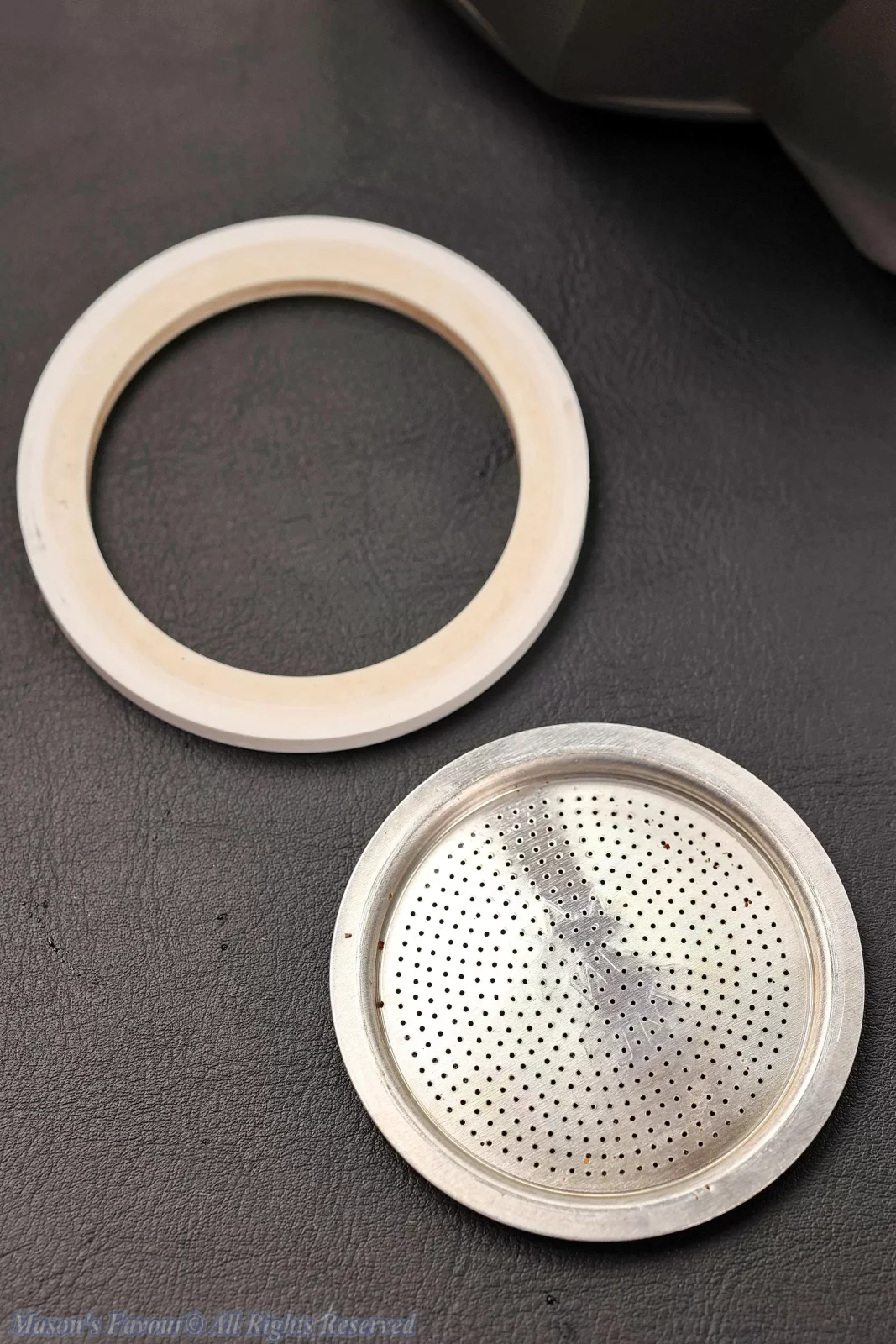 Bialetti New Brikka Induction Moka Pot - Filtering Mesh and Rubber O-ring