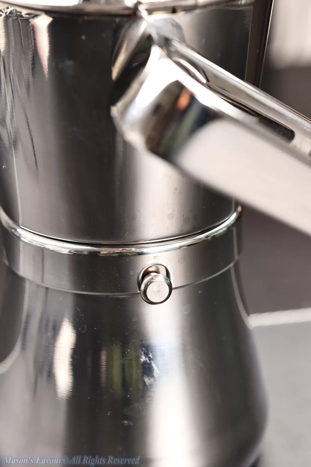Giannini Restyling Moka Pot 6 Cups - Handle, Released, Latch Bolt