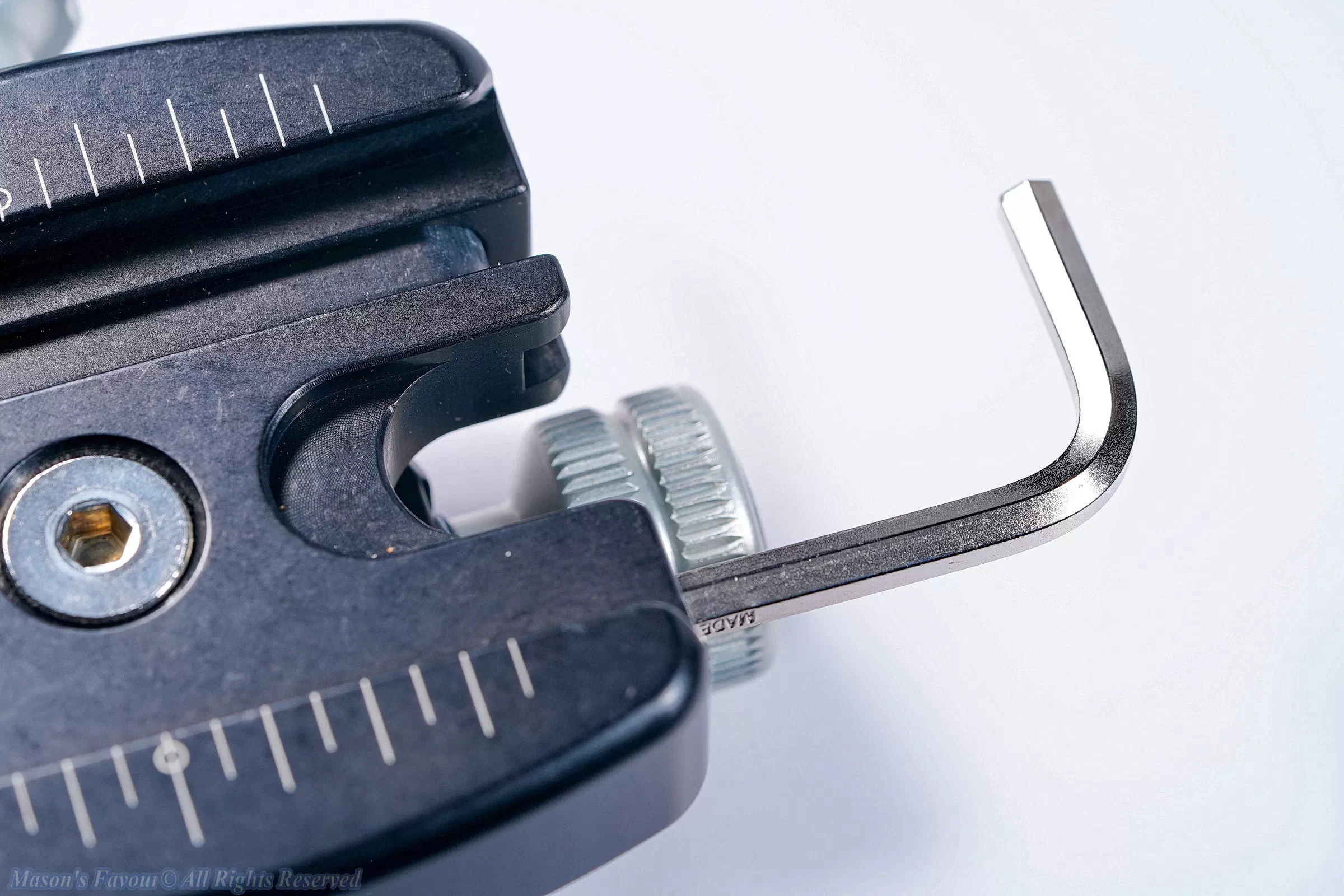 Kirk Multipurpose Rail - Clamp Pair, Screw Tool, Magnetically Attached