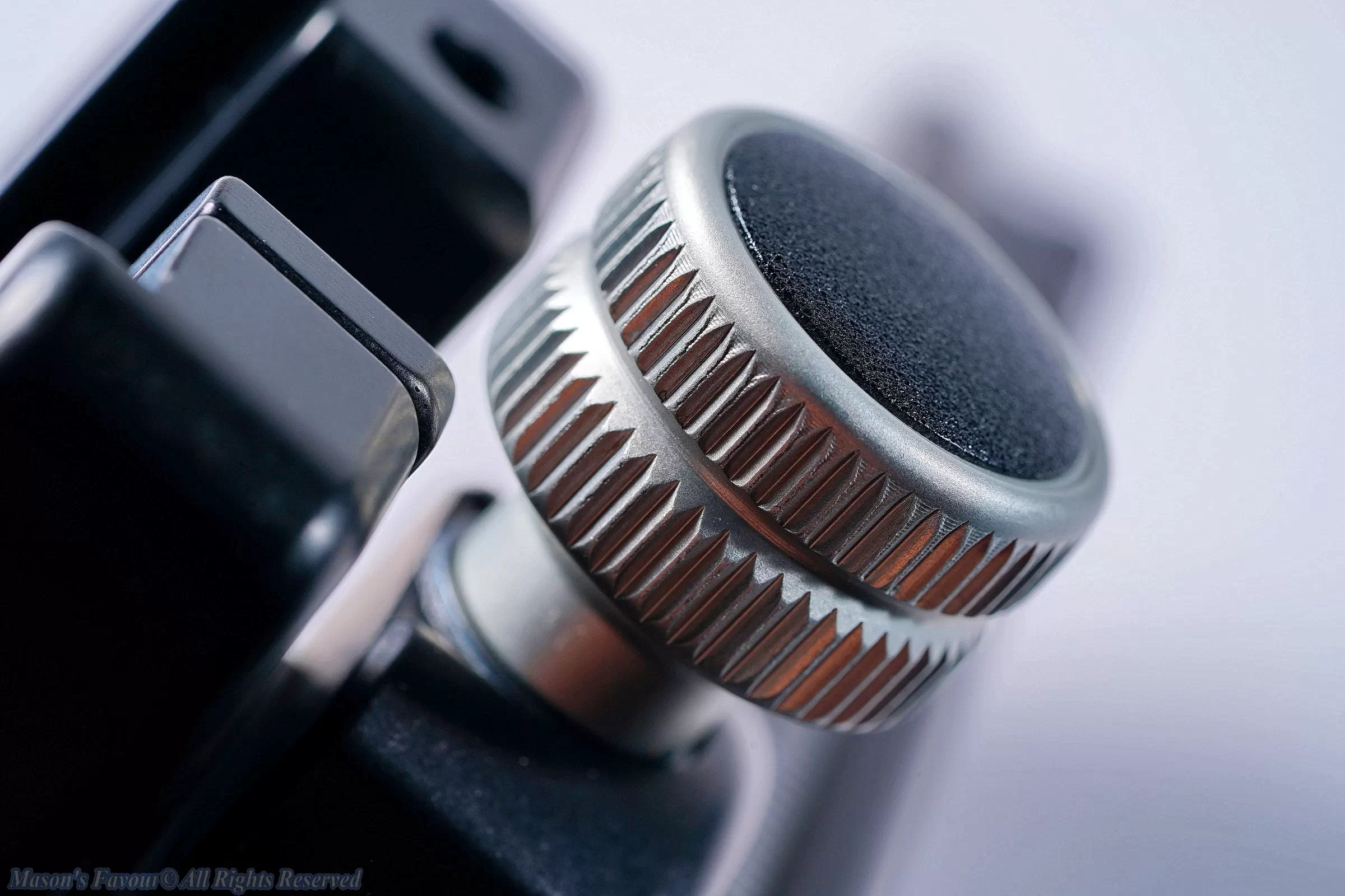 Kirk Multipurpose Rail - Lower Safety Knob
