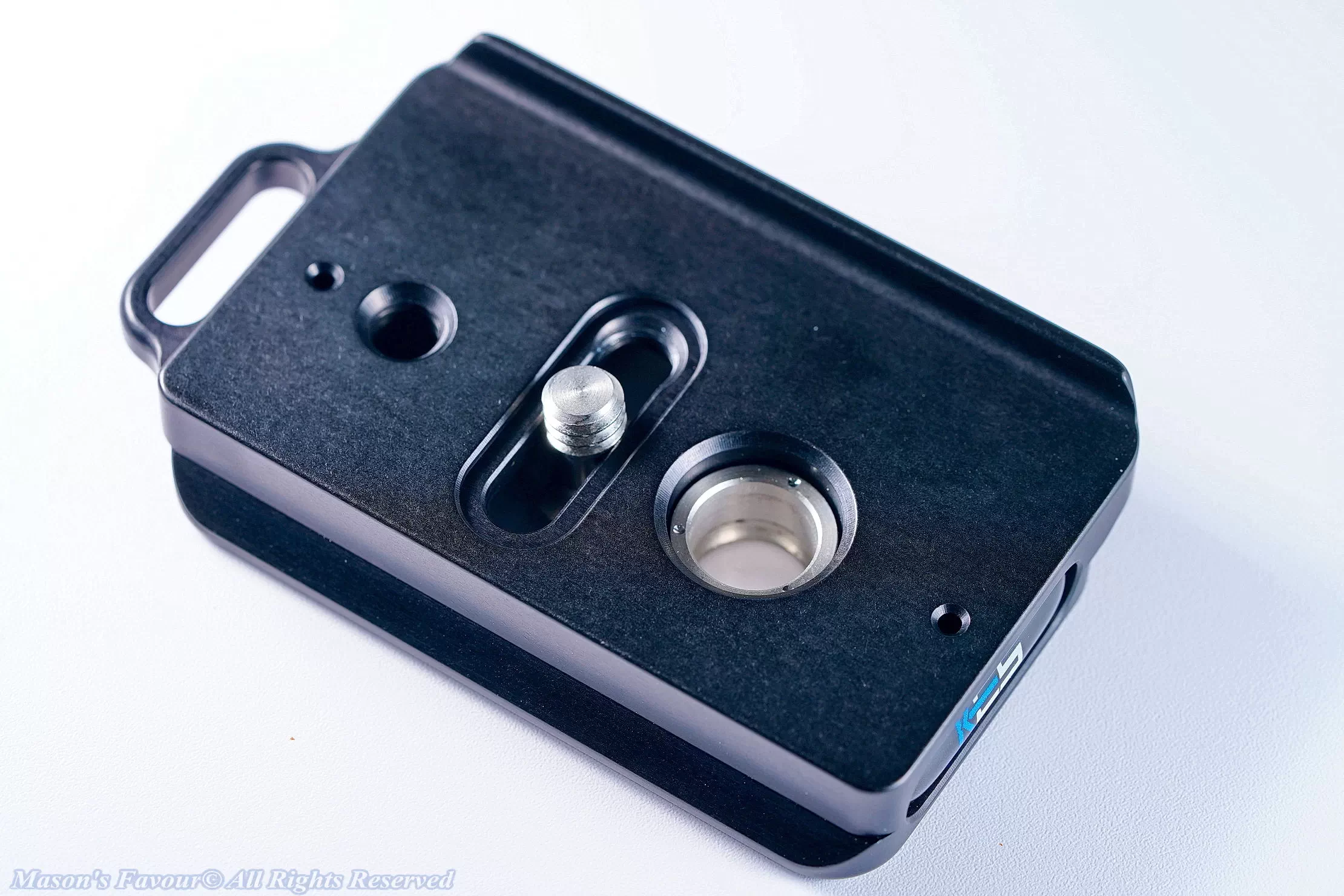 Kirk Arca Swiss Quick Rlease Plate with Quick Detch Socket - Perspective Top 1