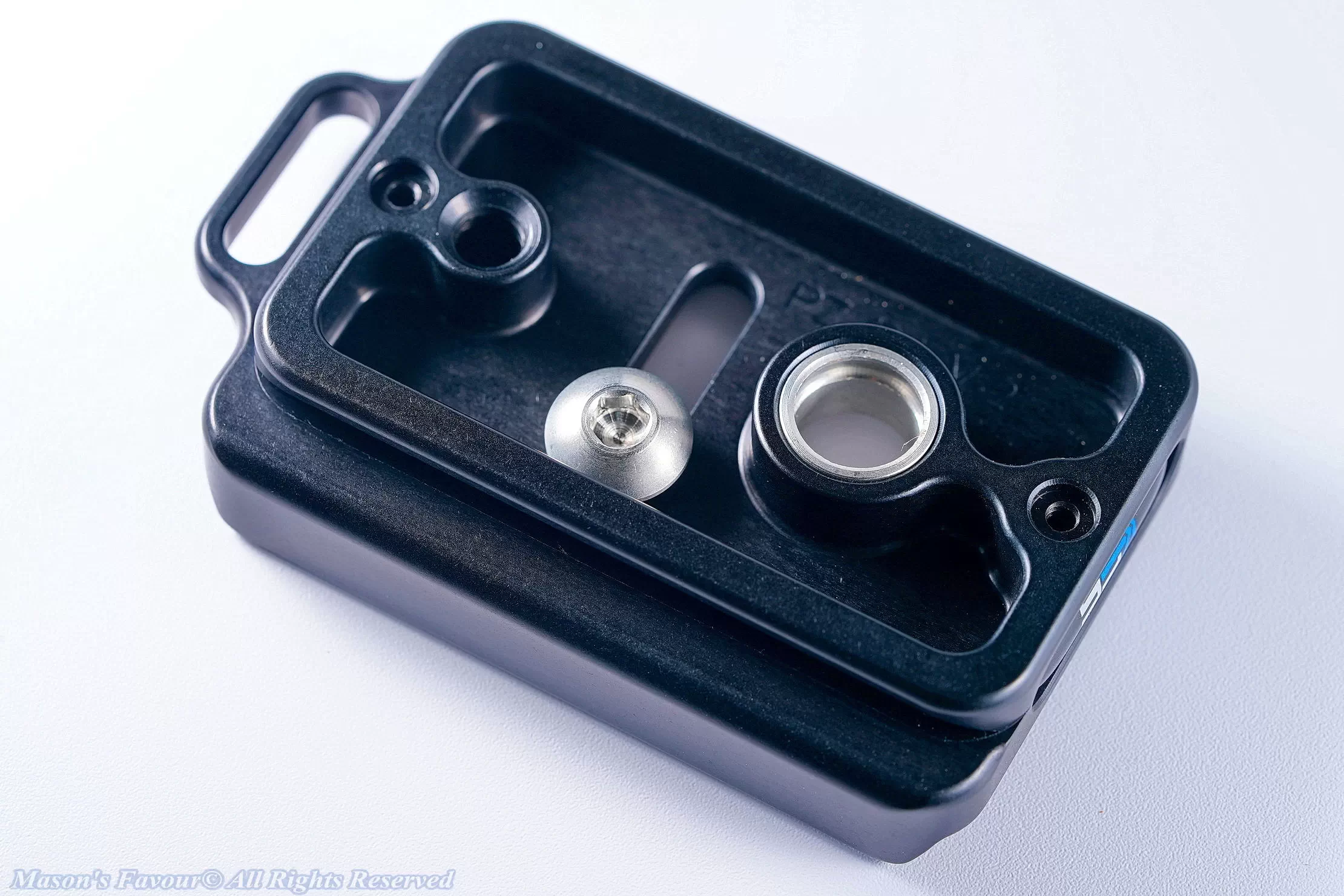 Kirk Arca Swiss Quick Rlease Plate with Quick Detch Socket - Perspective Bottom 1