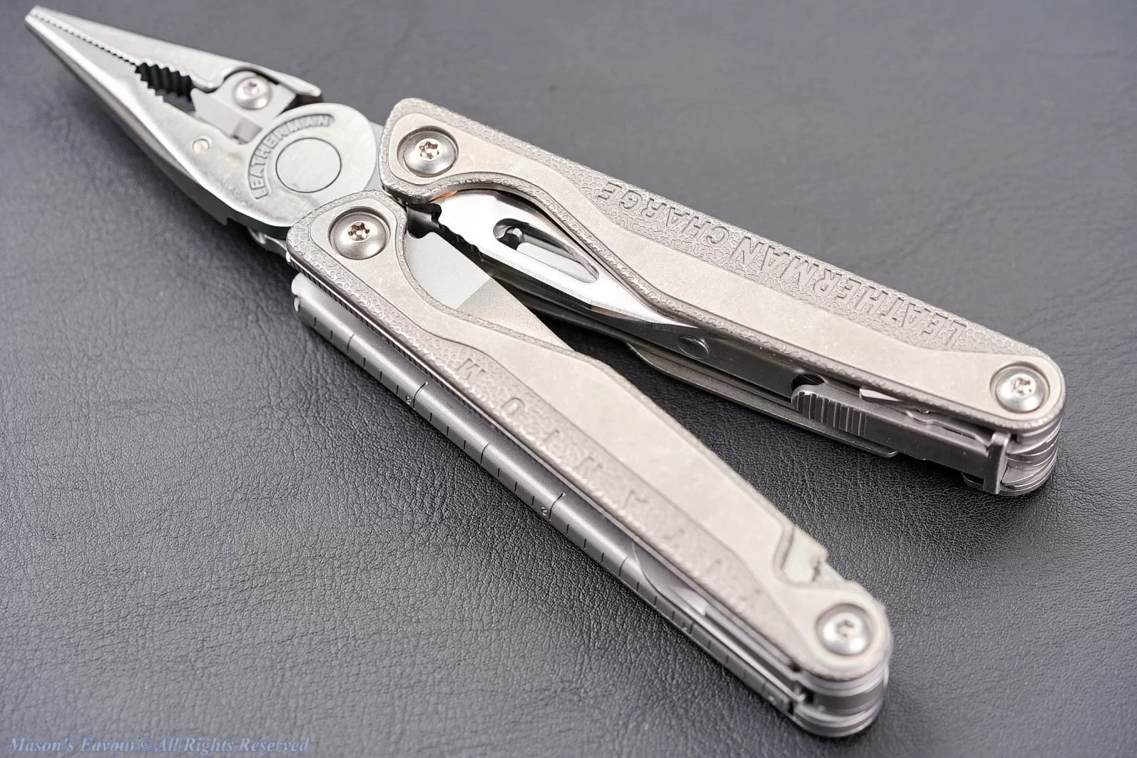 Leatherman Charge+ TTI - Pliers, Perspective 4