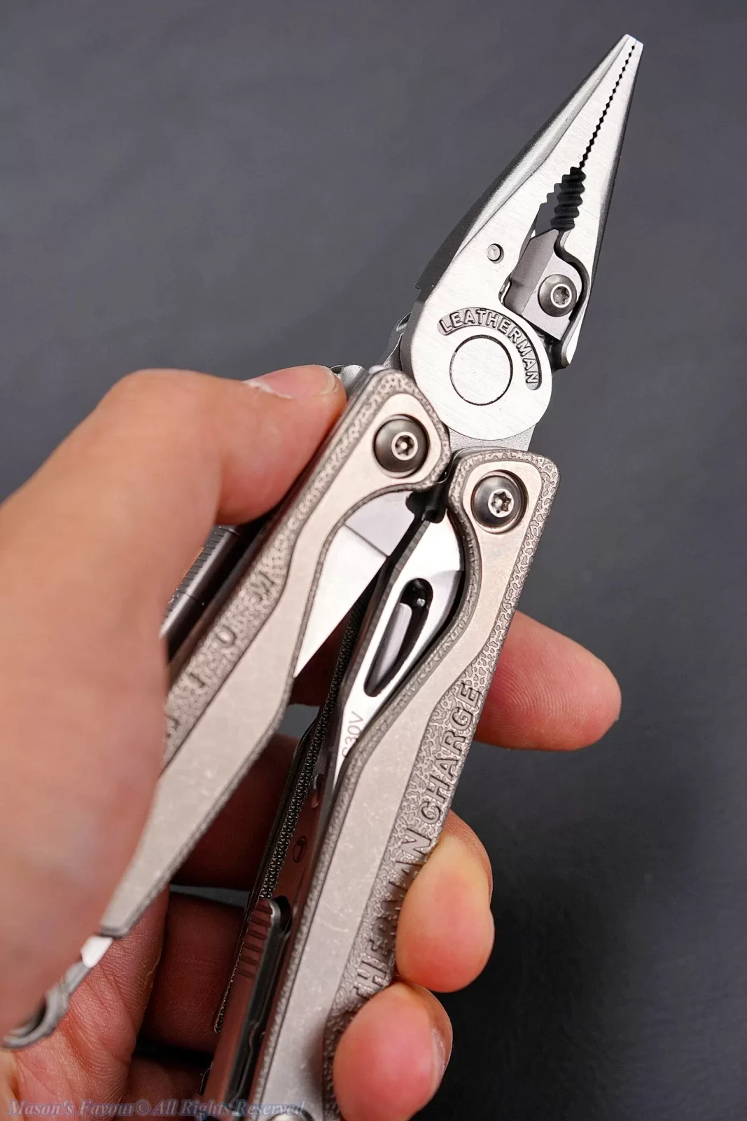 Leatherman Charge+ TTI - Hand-On 1