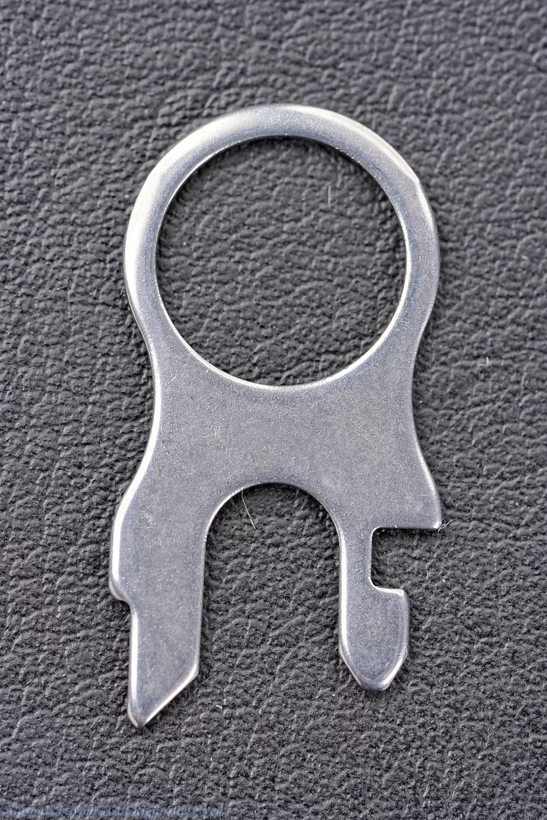 Leatherman Charge+ TTI - Lanyard Ring