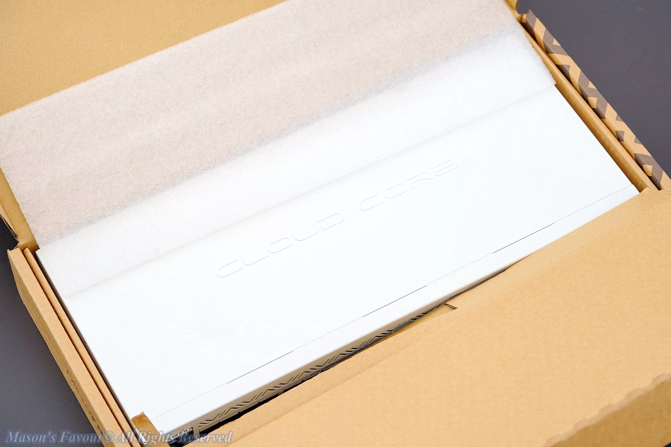 MikroTik CCR2116, Unboxing 2