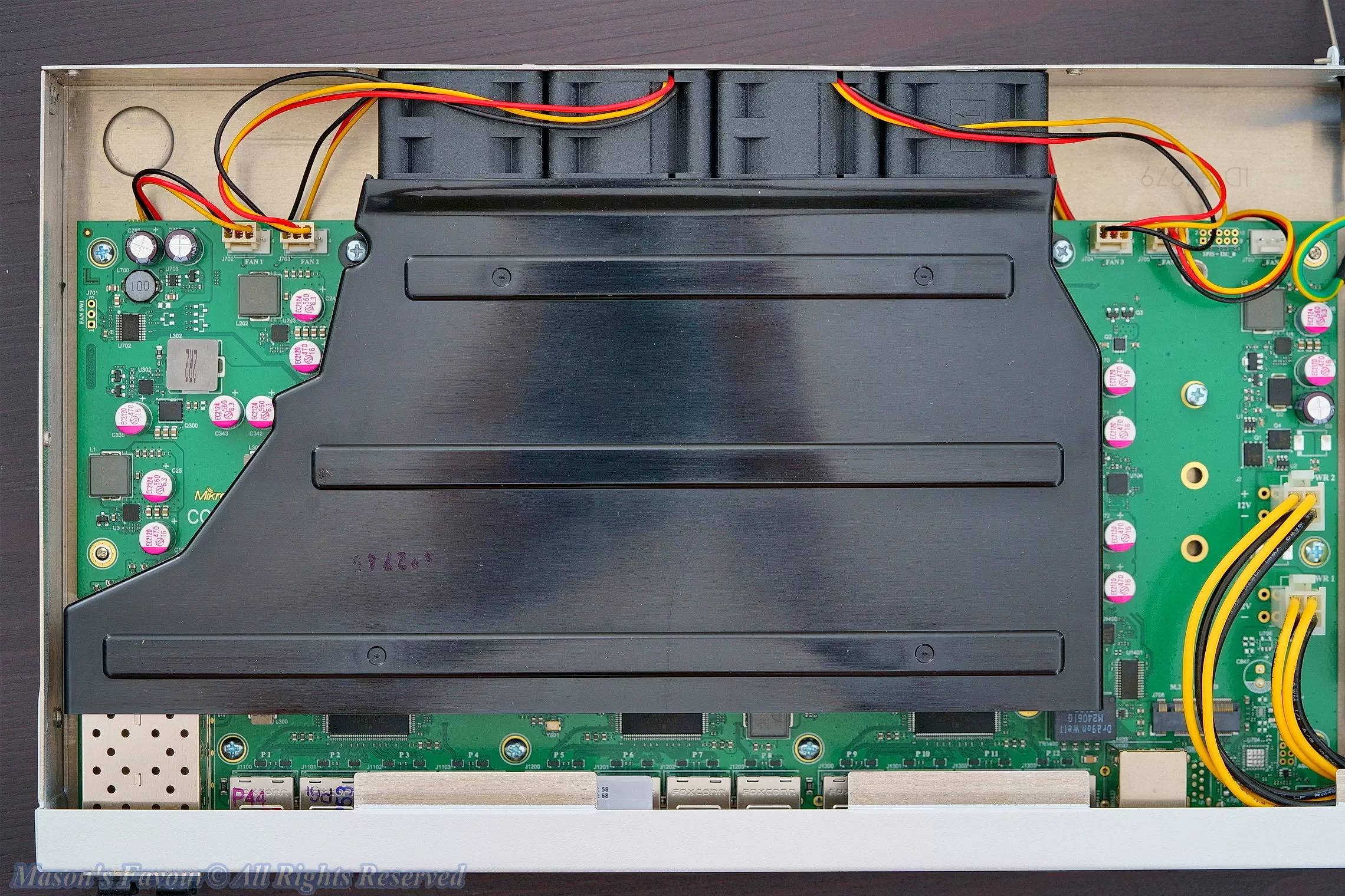 MikroTik CCR2116, Teardown, Heatsink Air Duct, Top