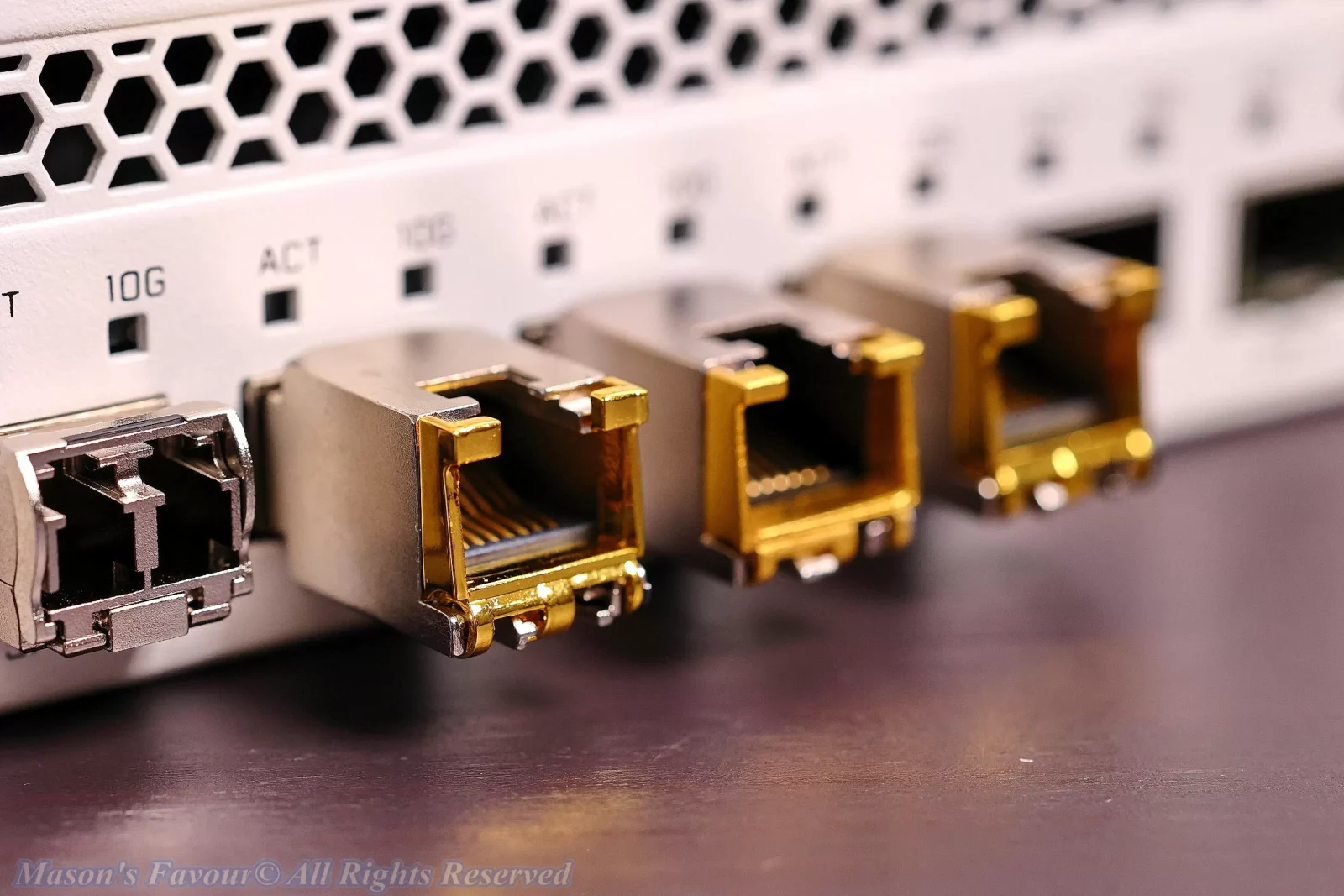 MikroTik CRS309-1G-8S+IN - SFP+ Transceivers Assembling 2