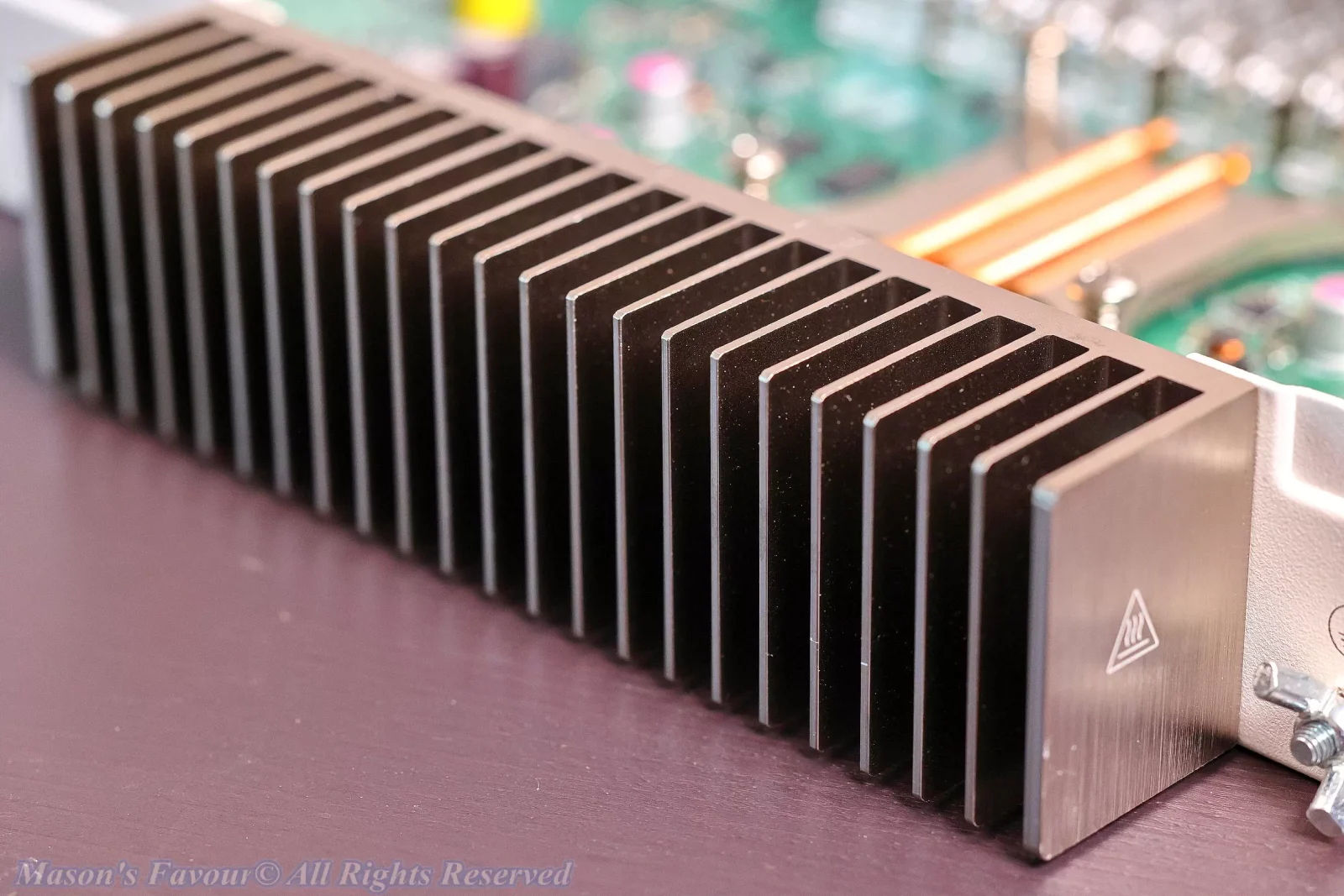MikroTik CRS309-1G-8S+IN - Enlarged Perspective, External Fin Heat Exchanger 2