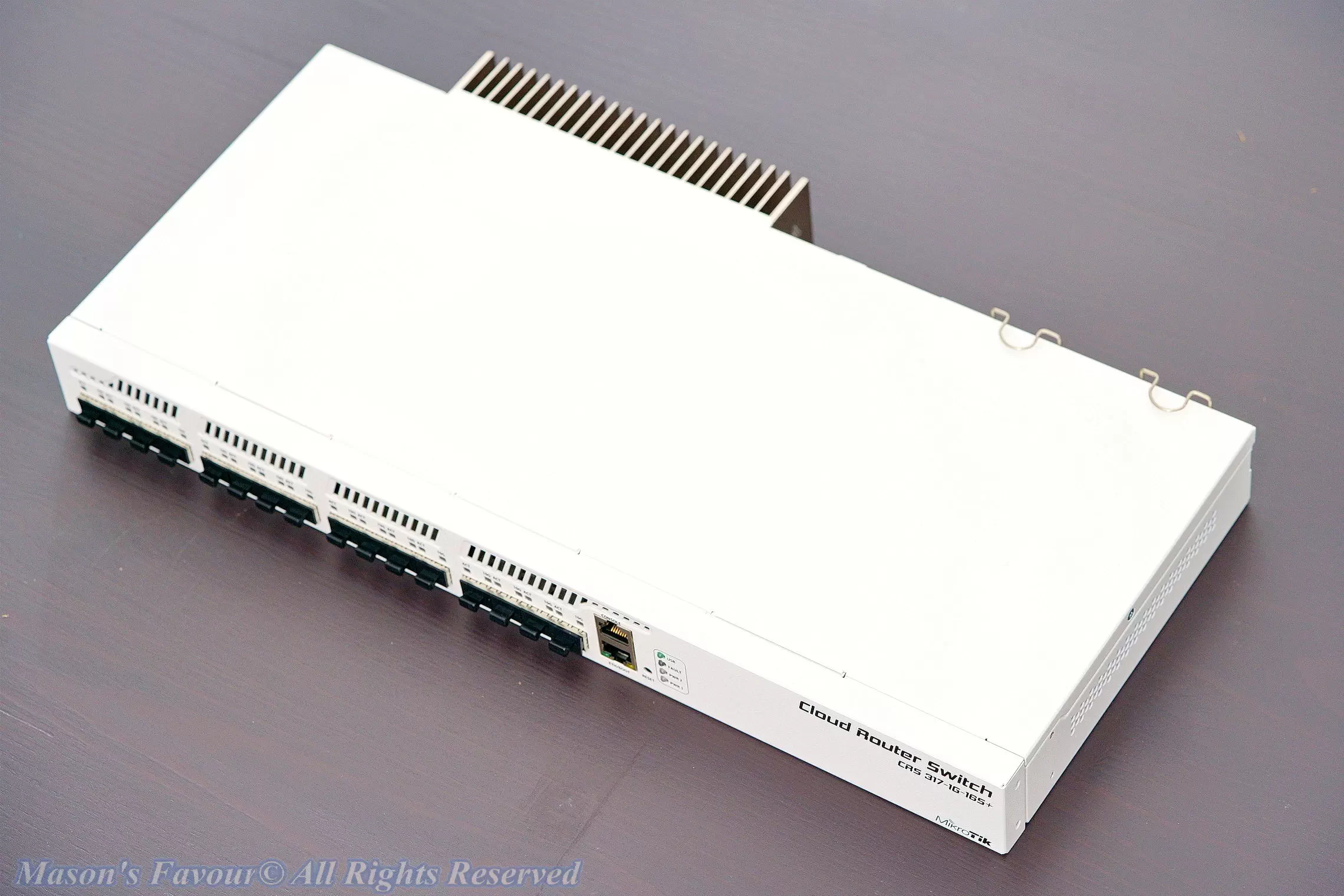 MikroTik CRS317-1G-16S+RM - Perspective 2