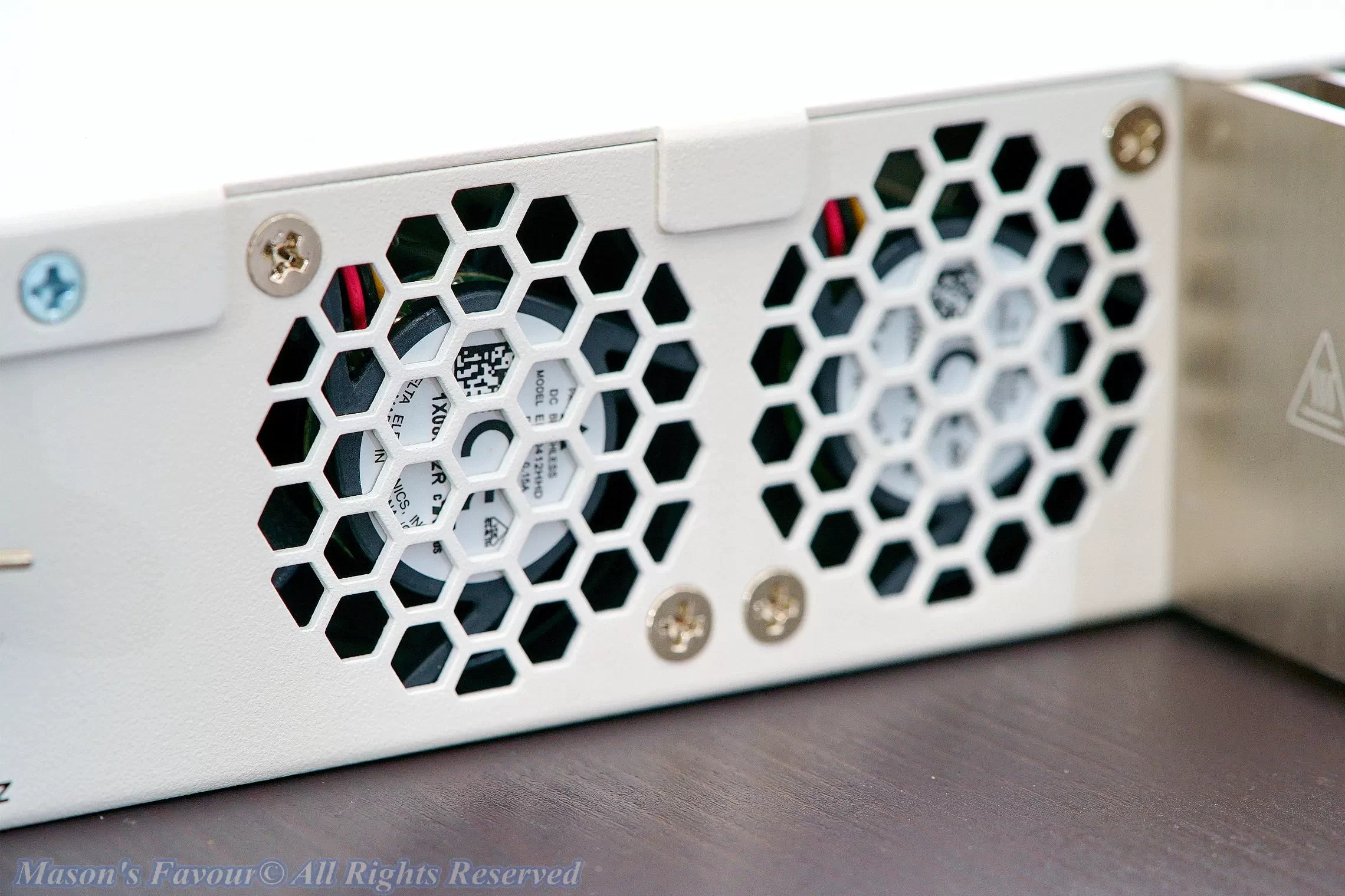 MikroTik CRS317-1G-16S+RM - SYS Fans