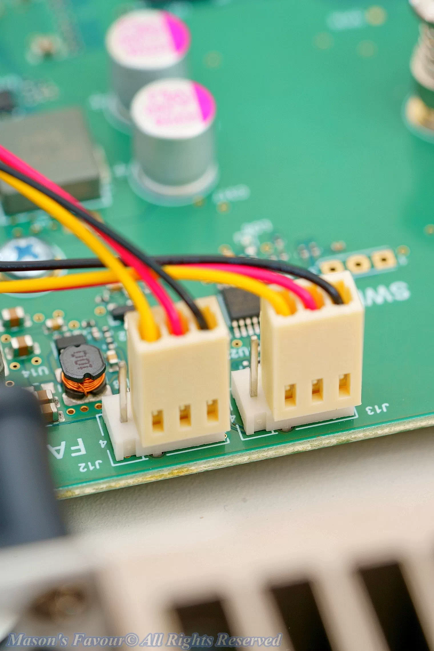 MikroTik CRS317-1G-16S+RM - Fan Power Connectors
