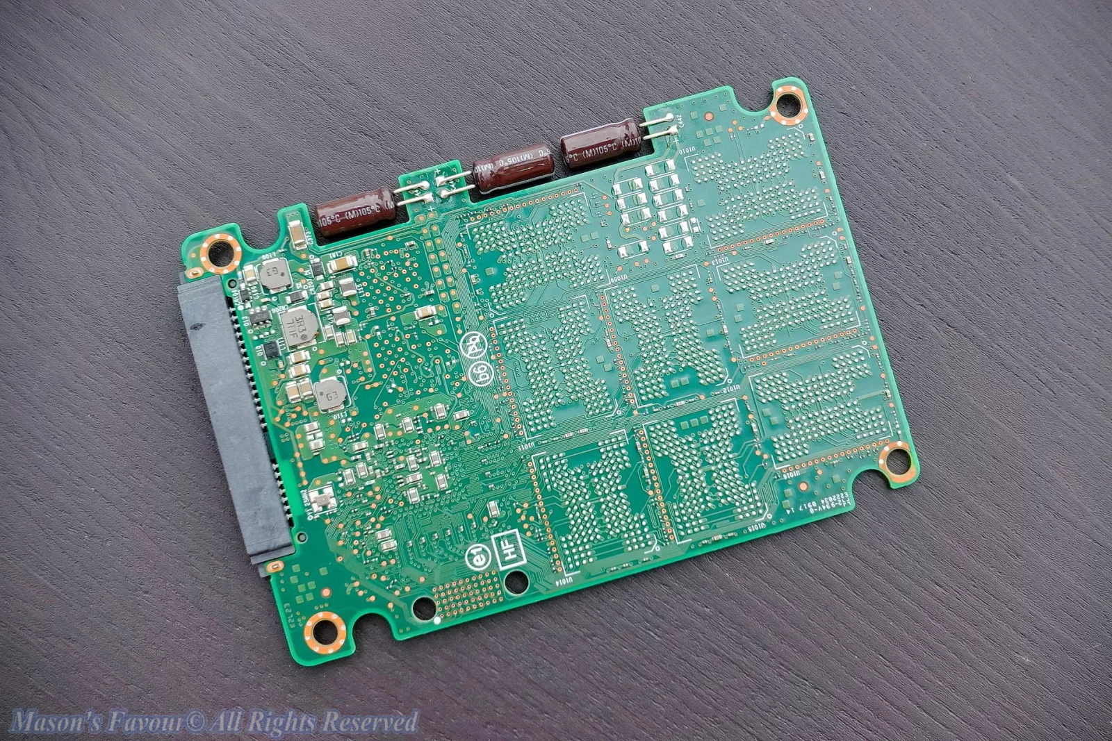 Intel DC S3520 - PCB Rear