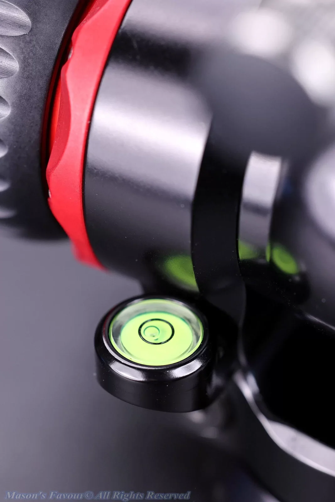 PromediaGear PMG BH-1 Ball Head - Spirit Level on Ball Head
