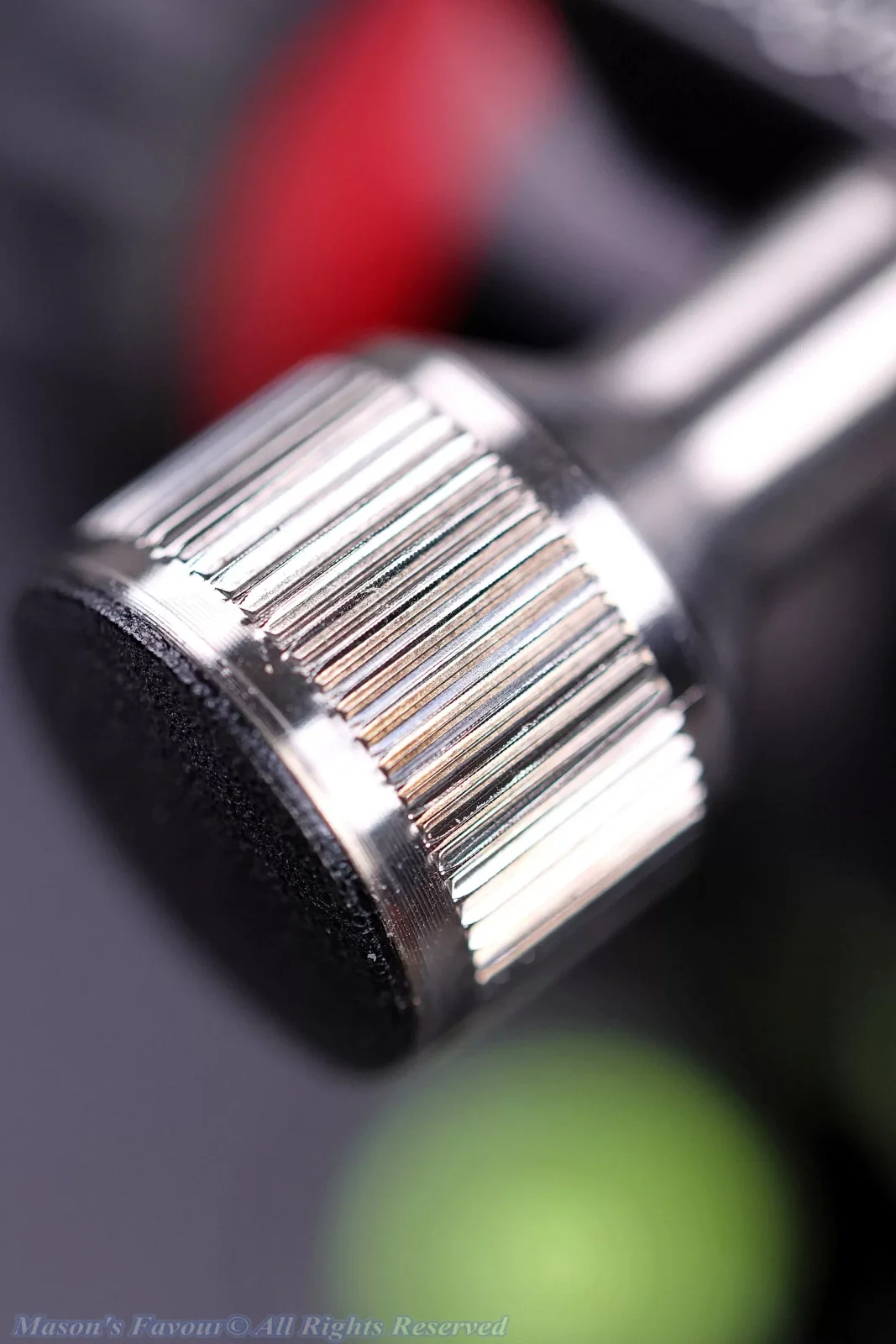 PromediaGear PMG BH-1 Ball Head - Locking Knob of the Arca Swiss Clamp, Enlarged View 1
