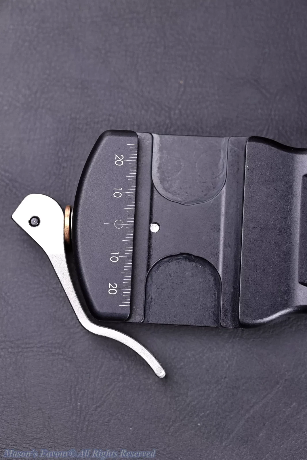 Really Right Stuff (RRS) PG-02MKII - Cradle CLamp Marco - Lever Release Clamp Mechanism 1