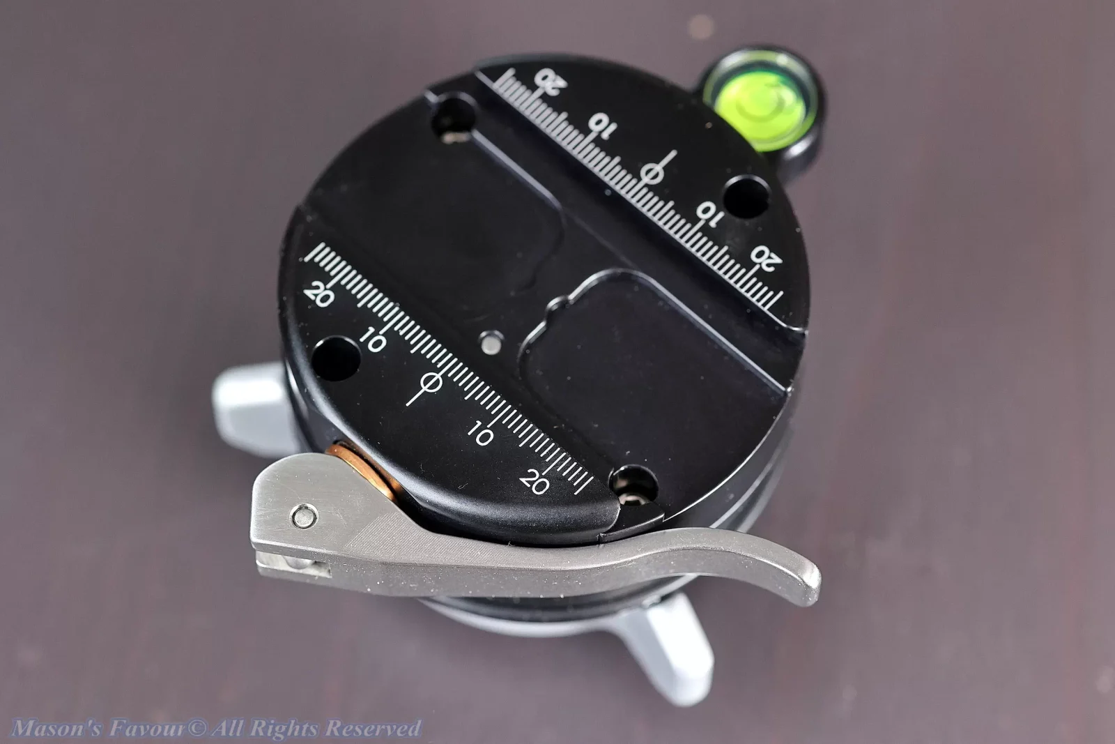 Really Right Stuff (RRS) TA-2U-LC Lever-Release Leveling Base - Perspective 2