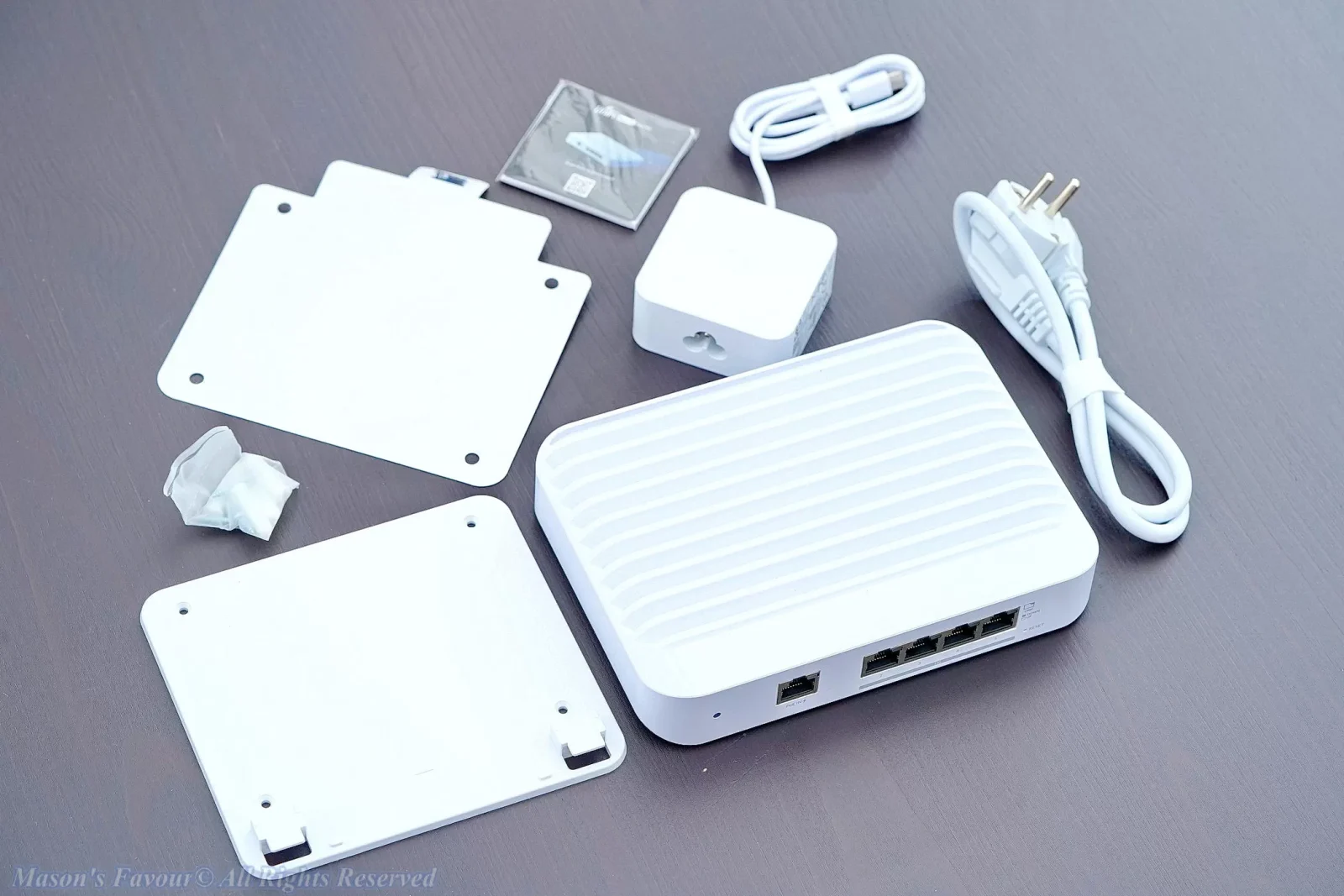 Ubiquiti UniFi Flex XG 10Gbe Switch - All Parts
