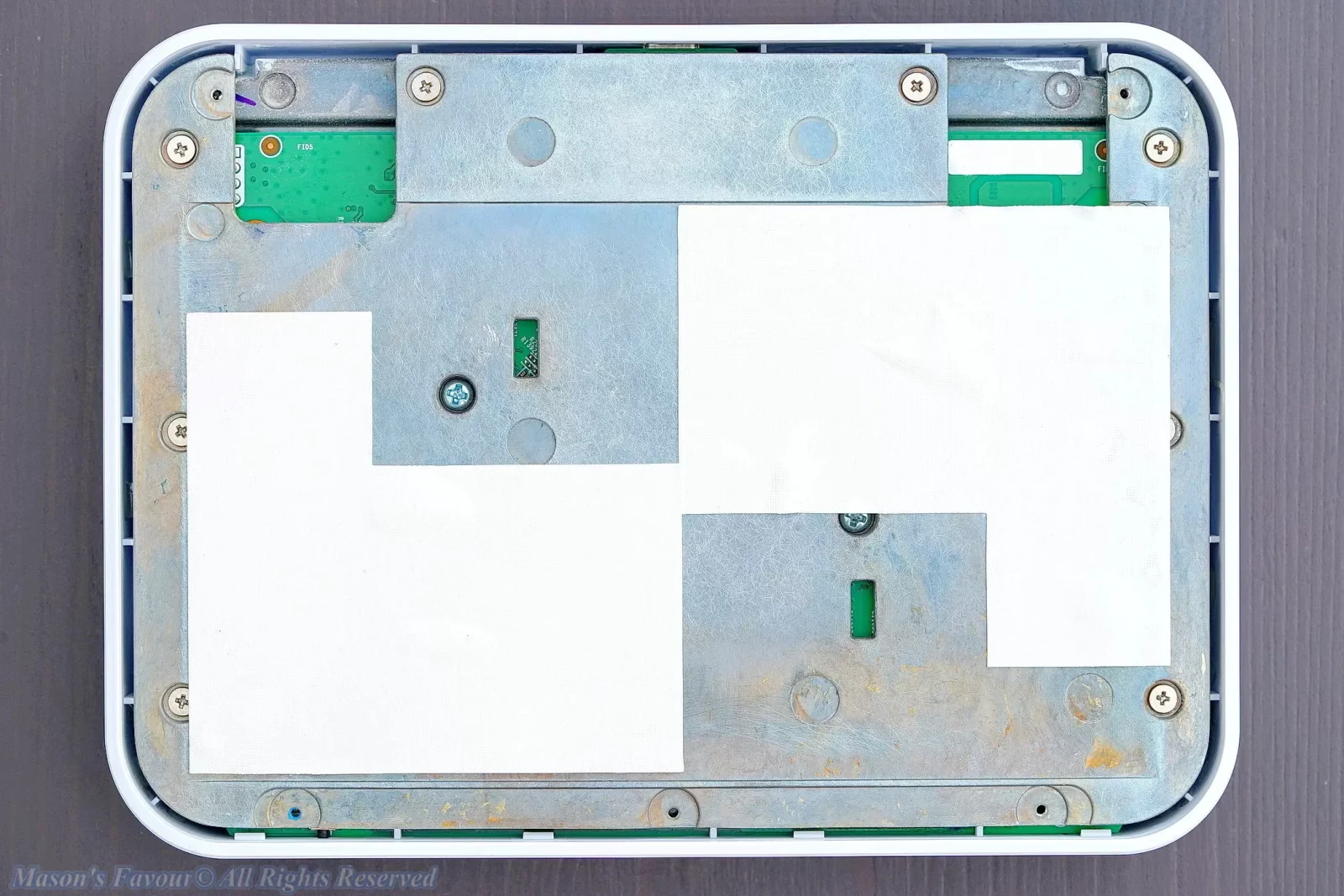 Ubiquiti UniFi Flex XG 10Gbe Switch - Bottom Casted Metal Heatsink Piece