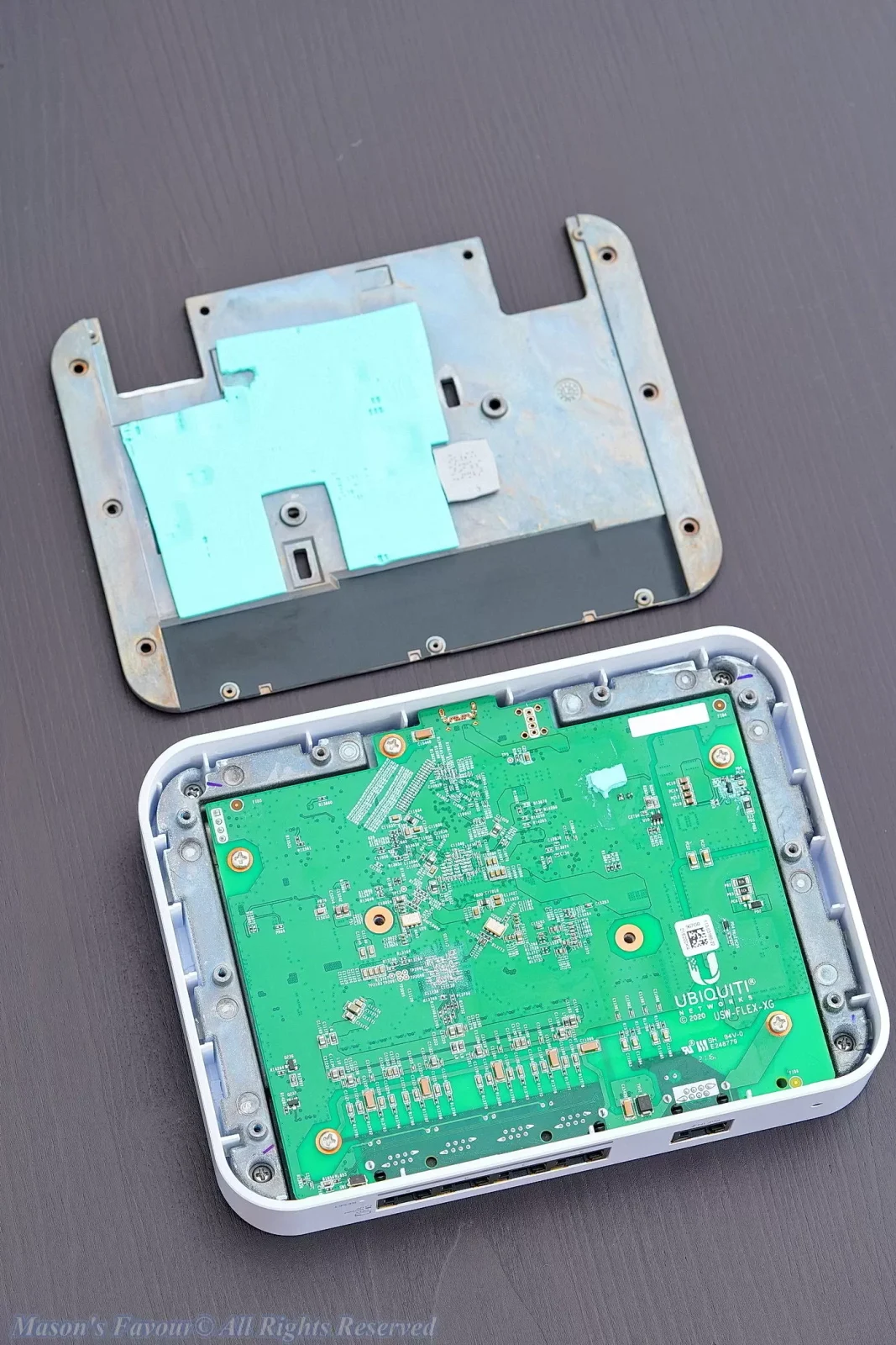 Ubiquiti UniFi Flex XG 10Gbe Switch - Bottom Casted Metal Heatsink Piece Teardown, PCB Bottom Revealed