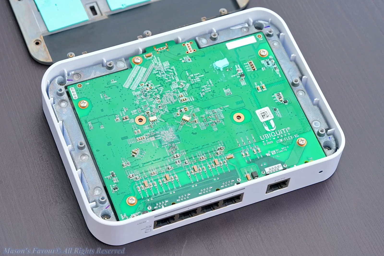 Ubiquiti UniFi Flex XG 10Gbe Switch - PCB Bottom