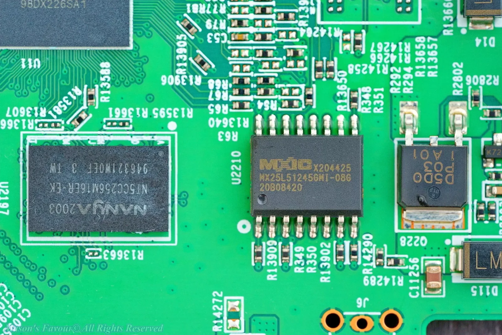 Ubiquiti UniFi Flex XG 10Gbe Switch -Some Other Chips including MXIC NAND Flash Memory Chip