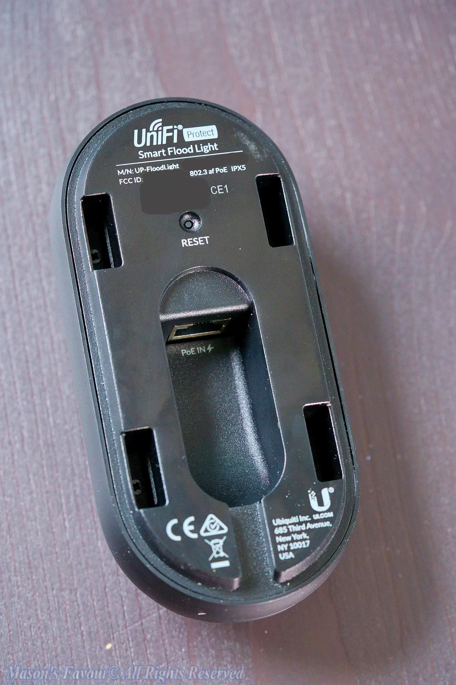 UniFi-Smart-Flood-Light - Rear Perspective